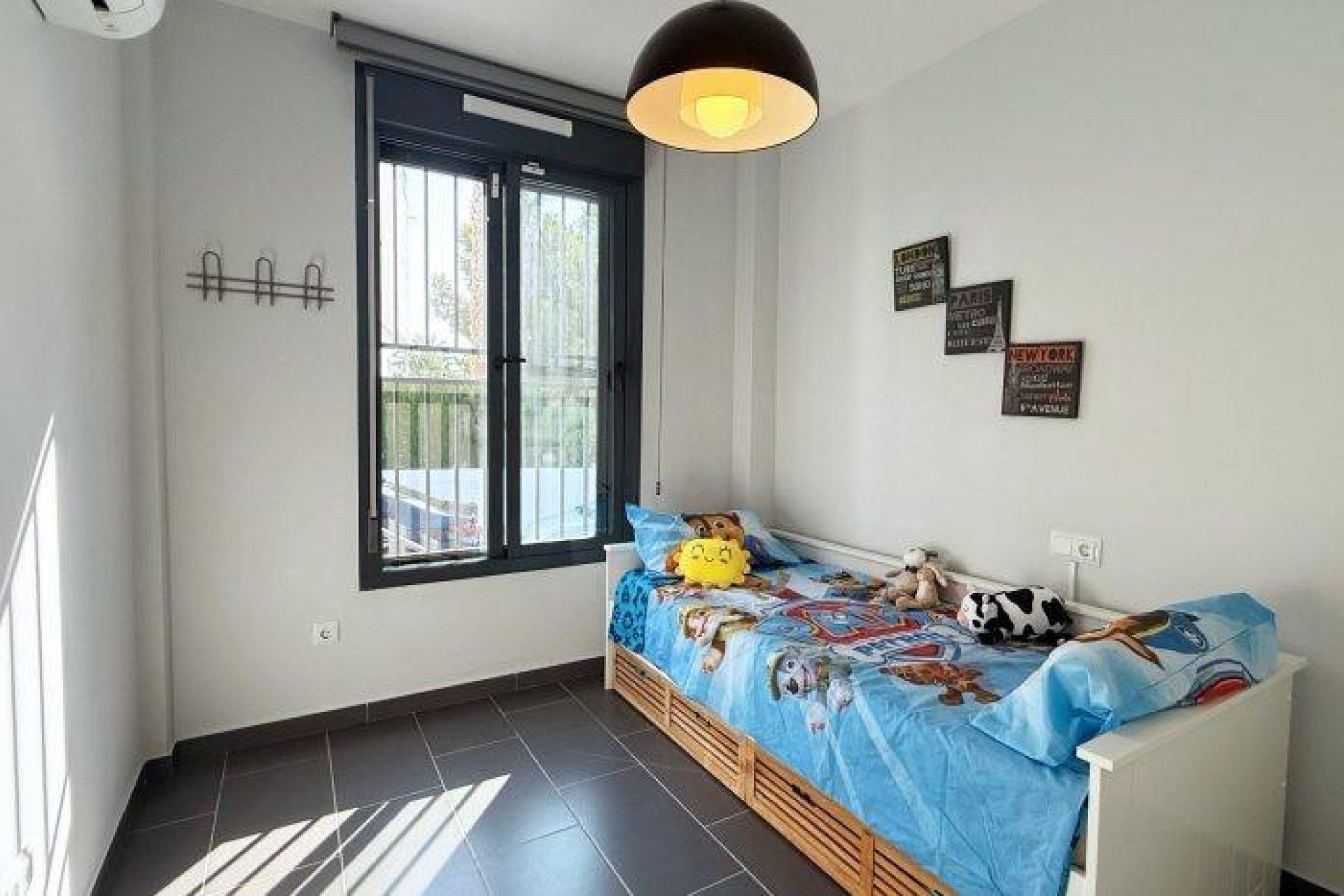 Segunda mano - Bungalow -
Orihuela Costa - Villamartín