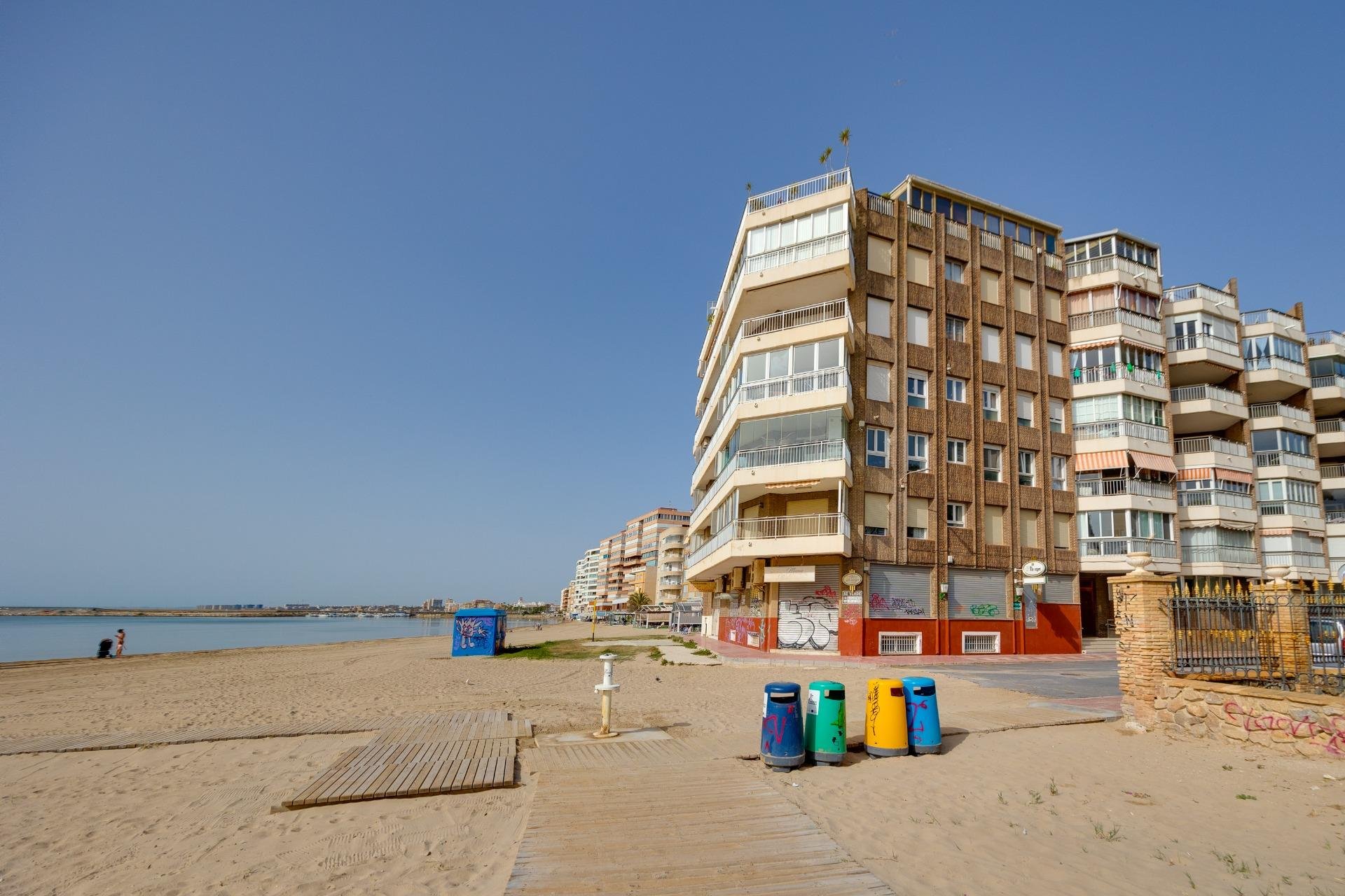 Segunda mano - Bungalow -
Torrevieja - Acequion