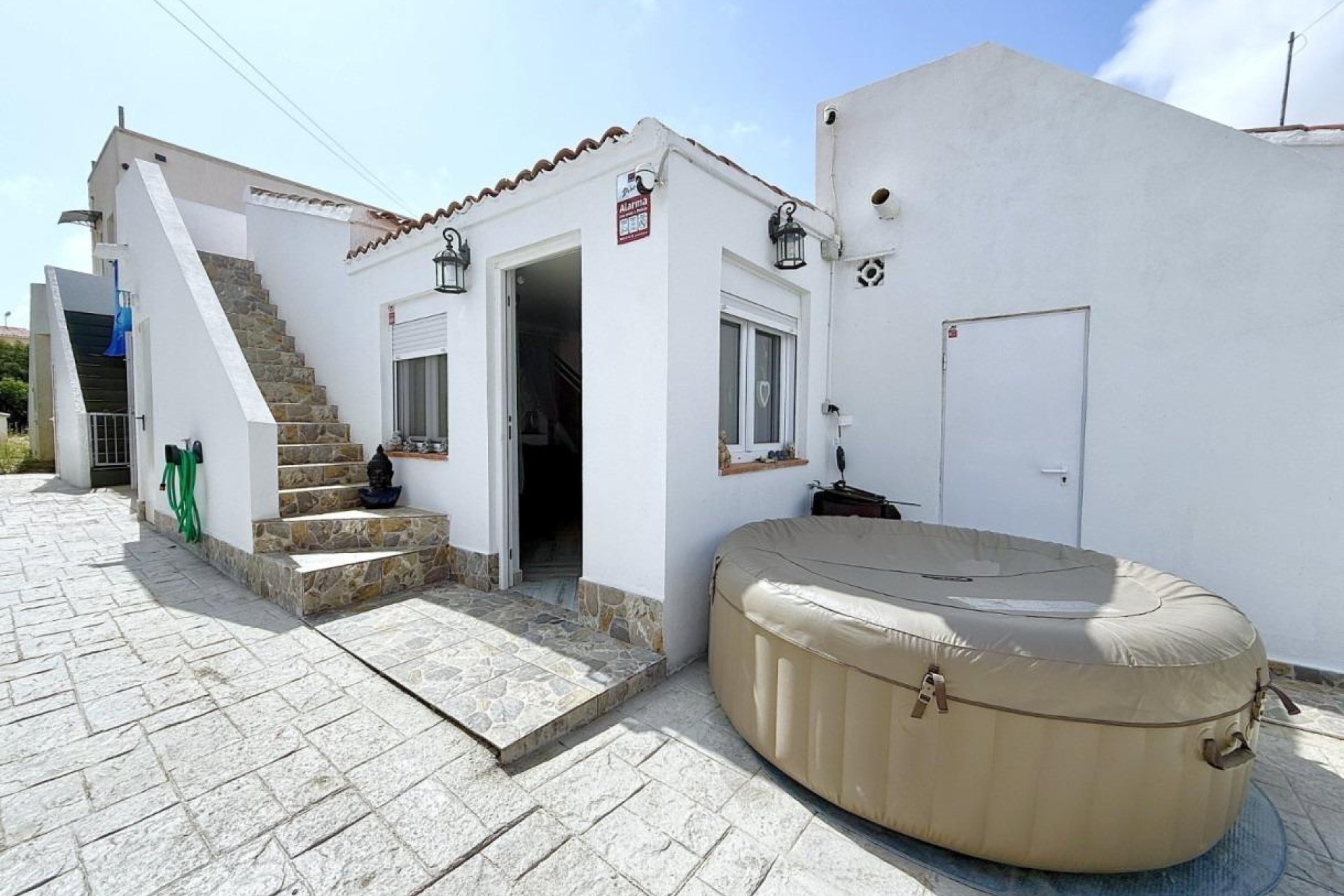 Segunda mano - Bungalow -
Torrevieja - La Siesta - El Salado - Torreta