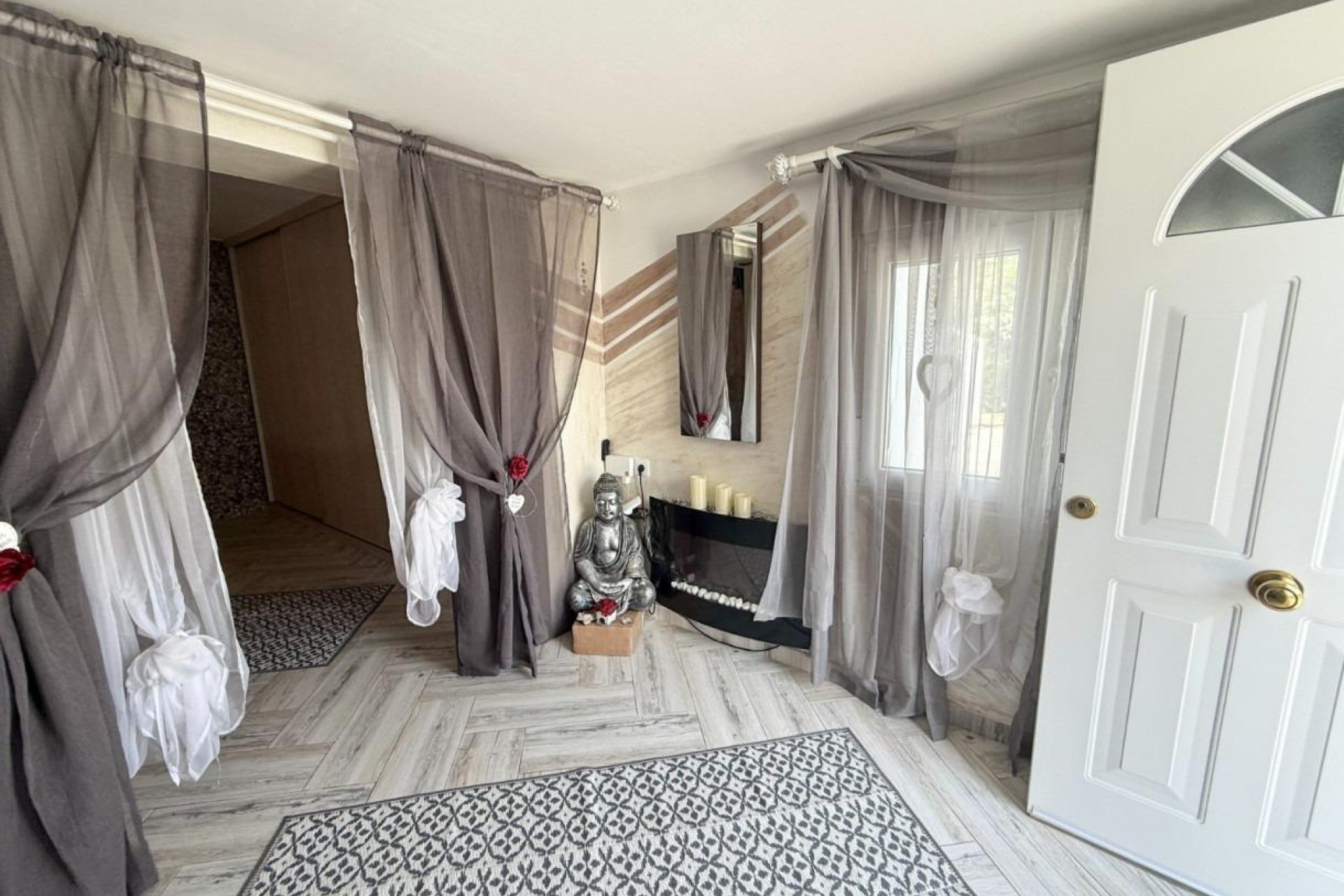 Segunda mano - Bungalow -
Torrevieja - La Siesta - El Salado - Torreta