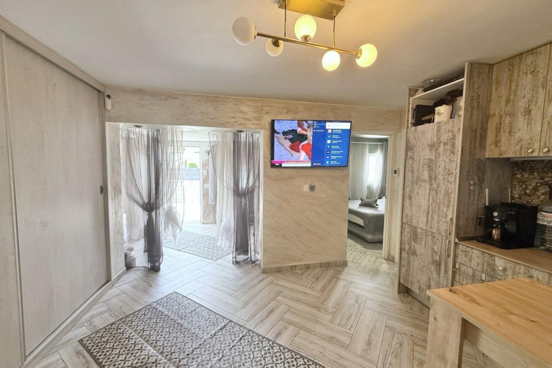 Segunda mano - Bungalow -
Torrevieja - La Siesta - El Salado - Torreta