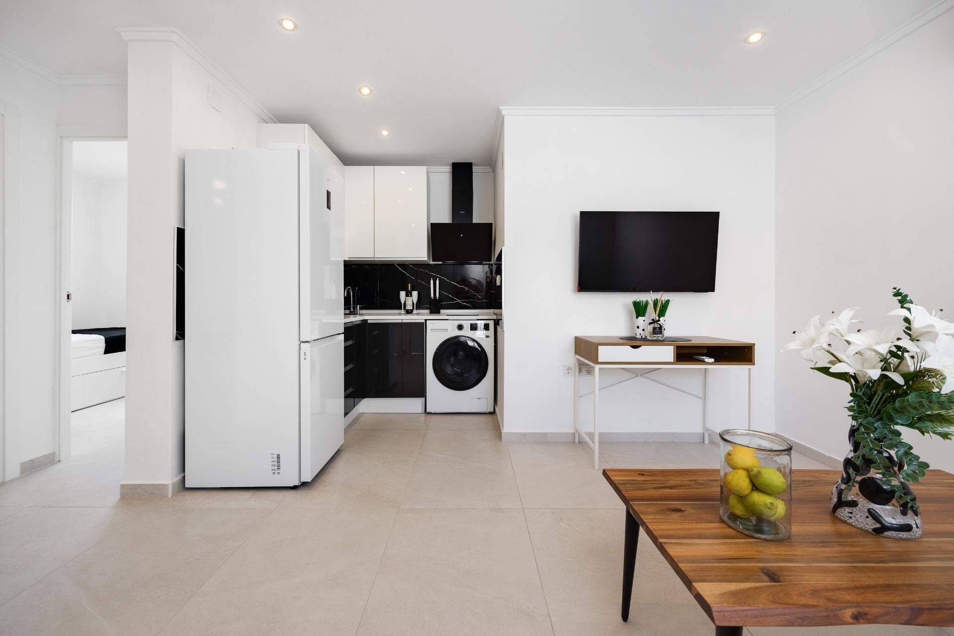 Segunda mano - Bungalow -
Torrevieja - La Siesta - El Salado - Torreta