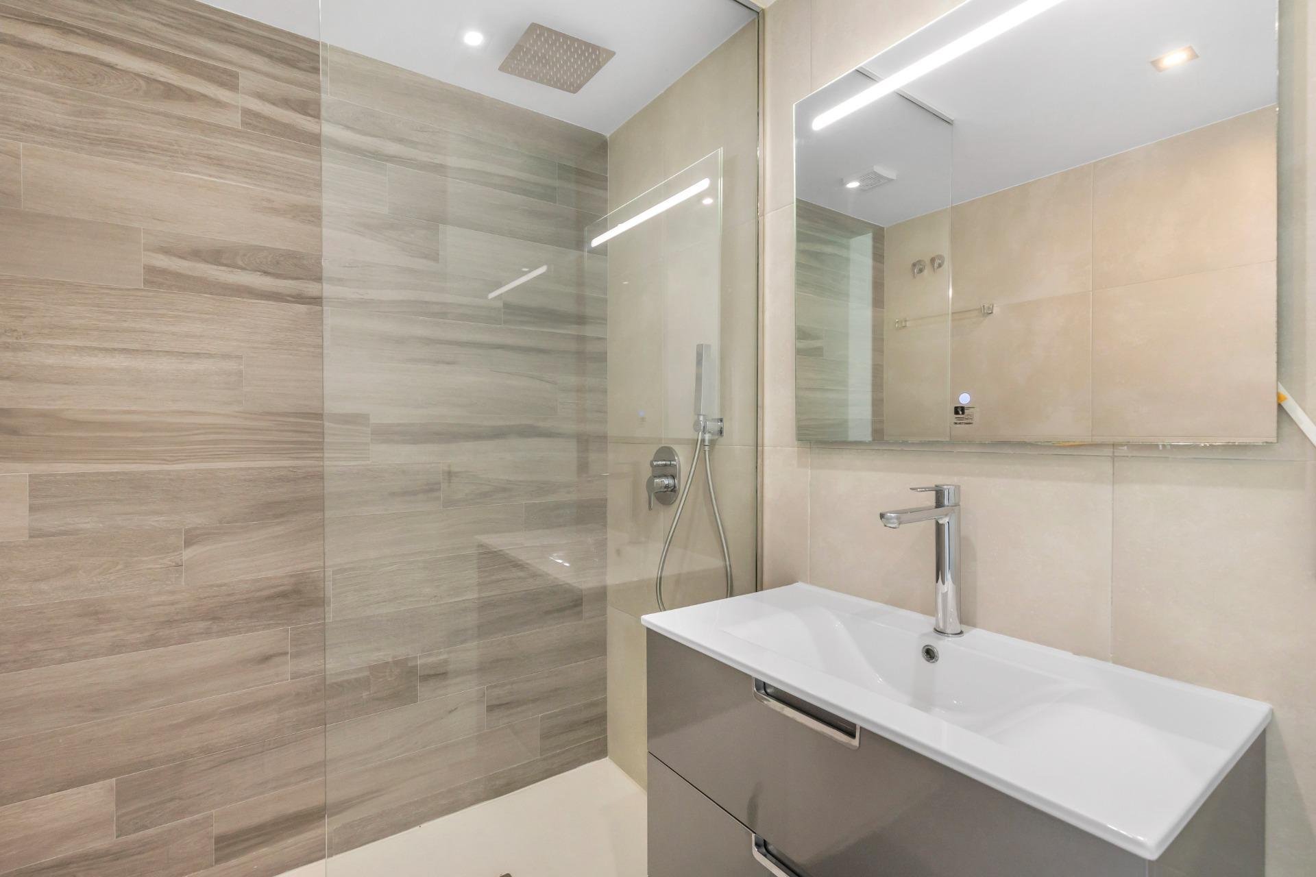 Segunda mano - Bungalow -
Torrevieja - Los Balcones - Los Altos del Edén