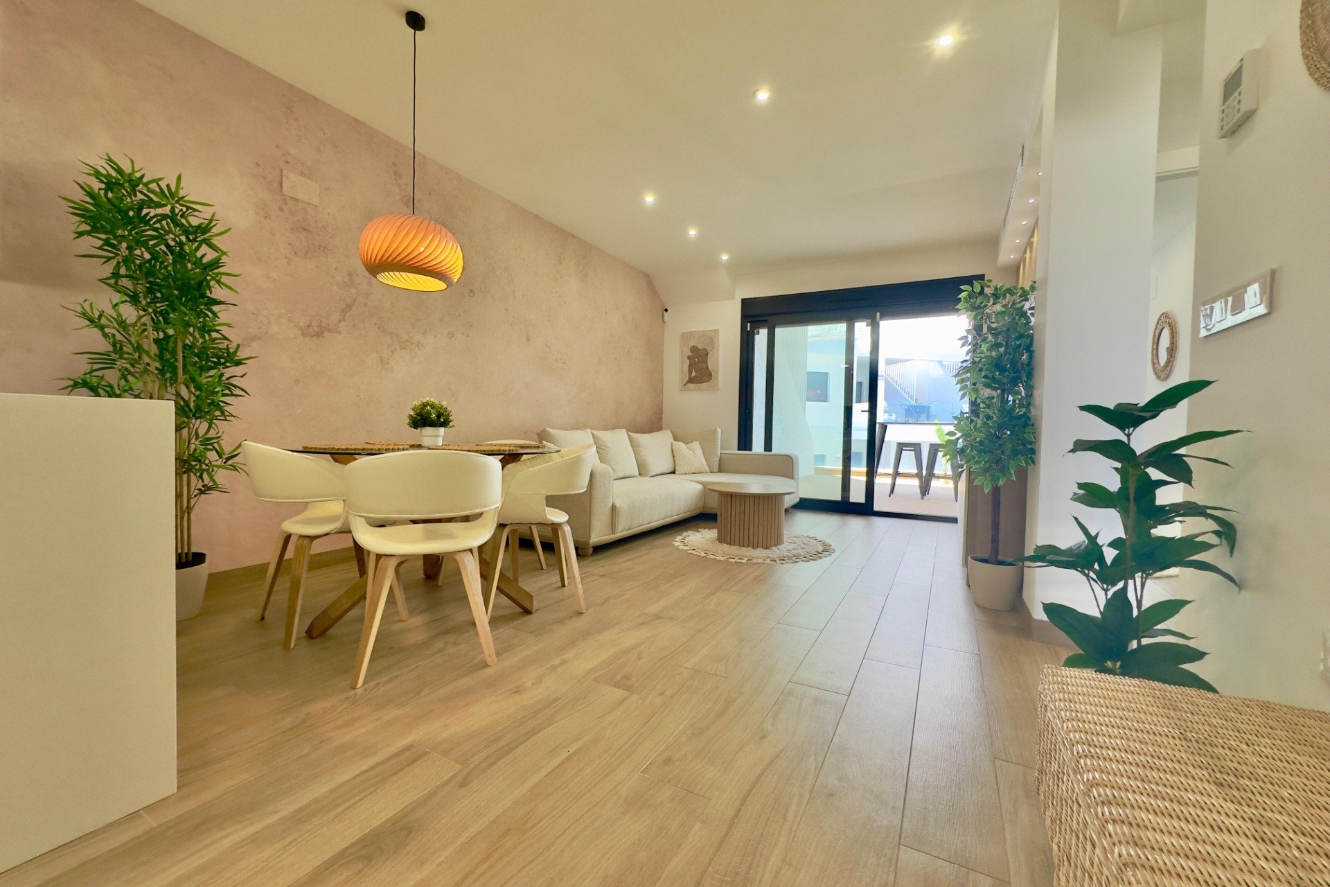 Segunda mano - Bungalow -
Torrevieja - Los balcones