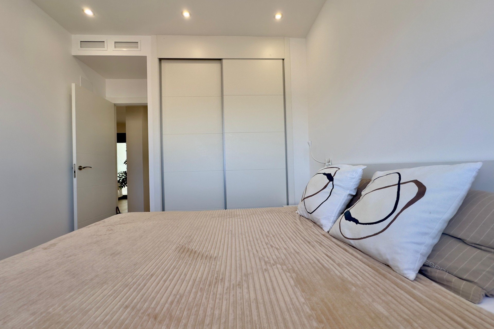 Segunda mano - Bungalow -
Torrevieja - Los balcones