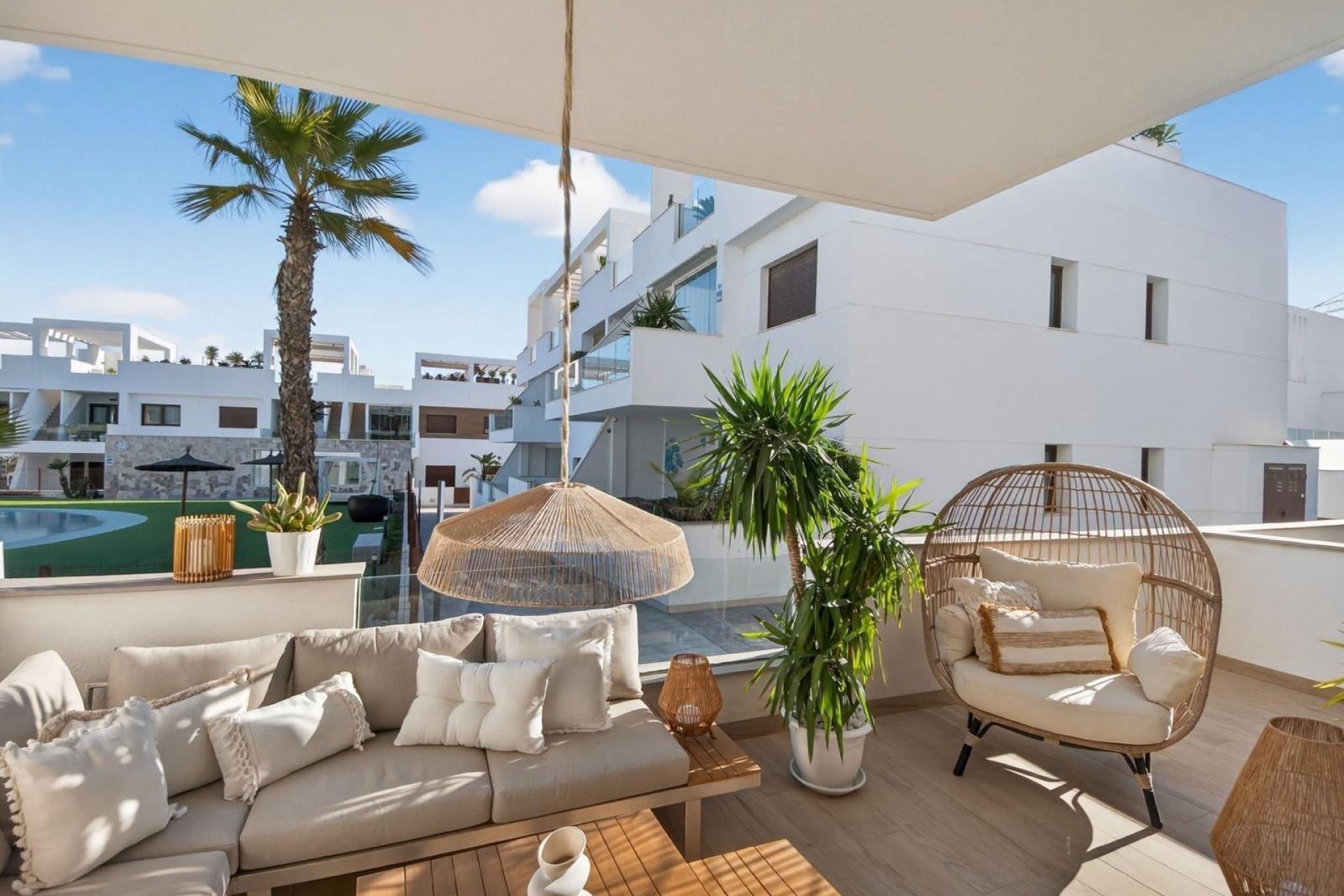 Segunda mano - Bungalow -
Torrevieja - Los balcones