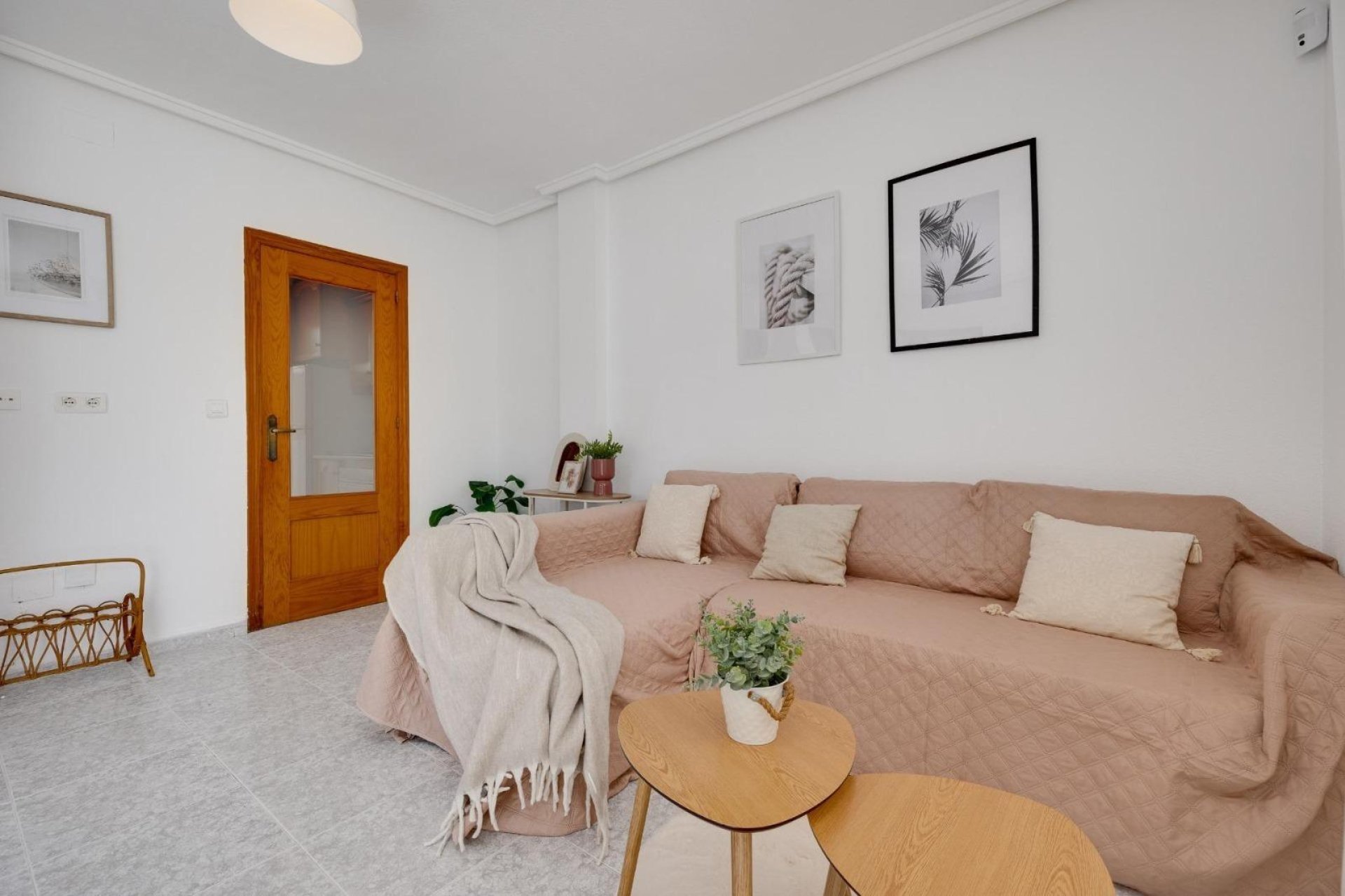 Segunda mano - Bungalow -
Torrevieja - Los Frutales