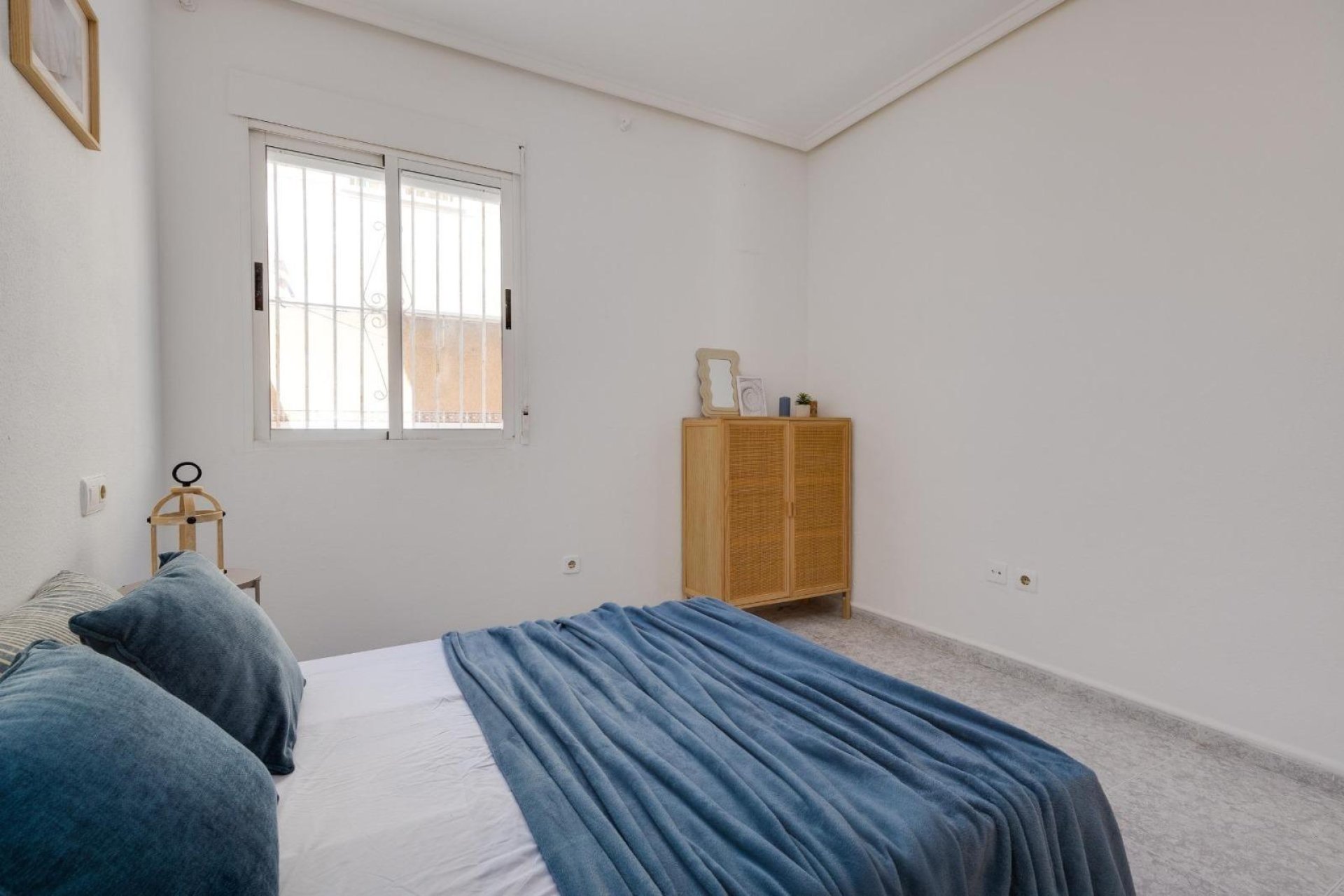Segunda mano - Bungalow -
Torrevieja - Los Frutales