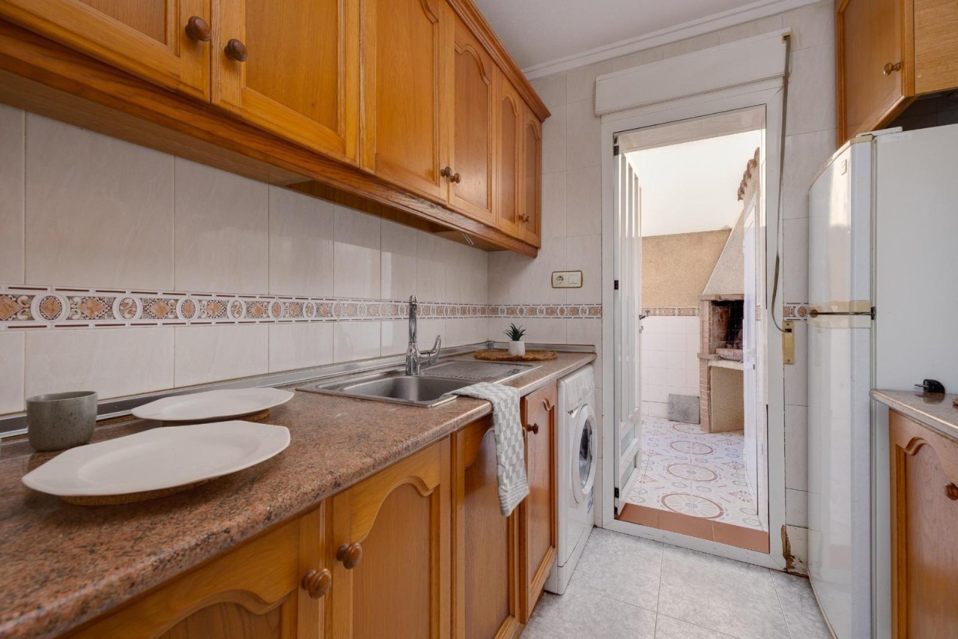 Segunda mano - Bungalow -
Torrevieja - Los Frutales