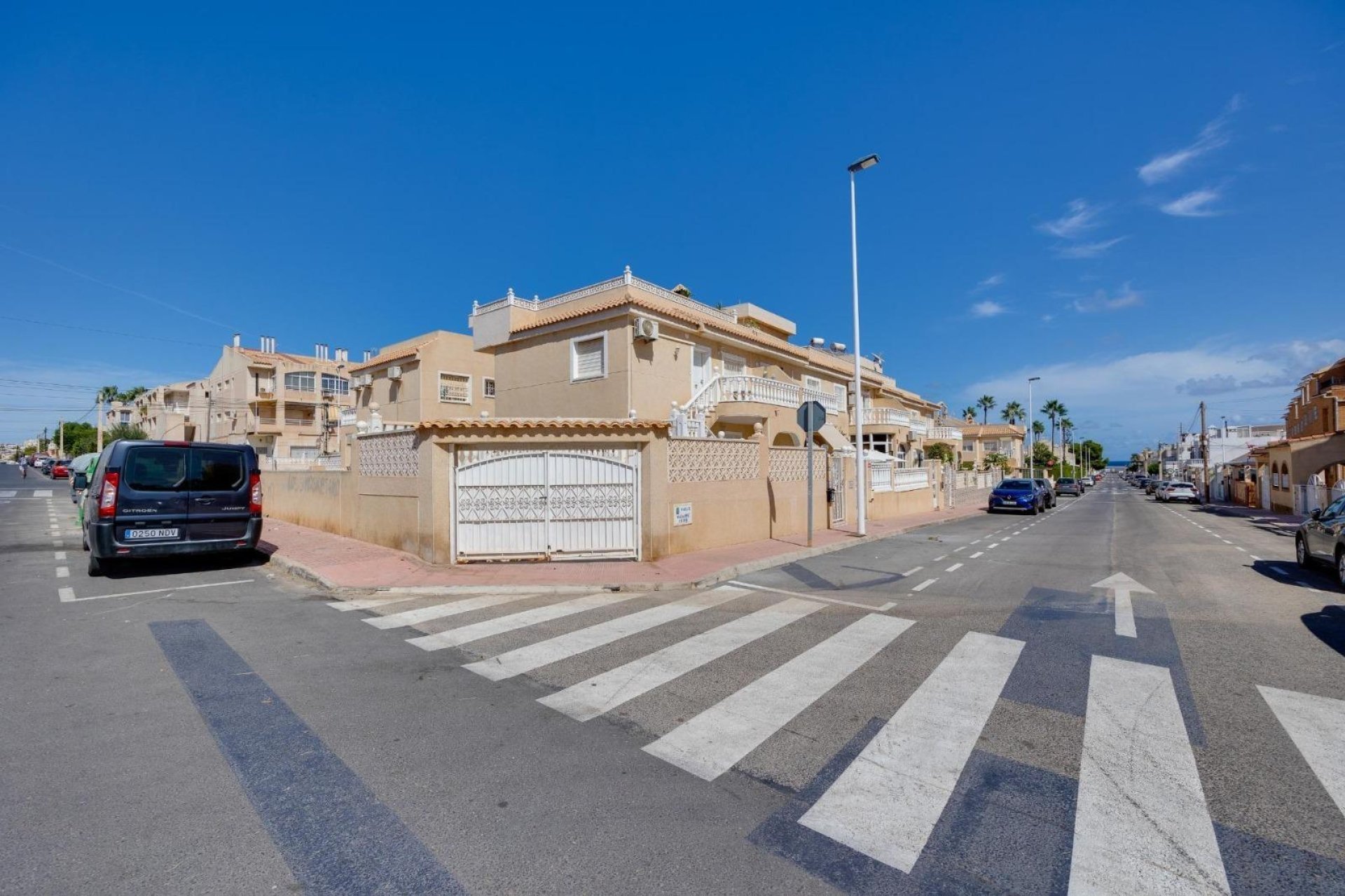 Segunda mano - Bungalow -
Torrevieja - Los Frutales
