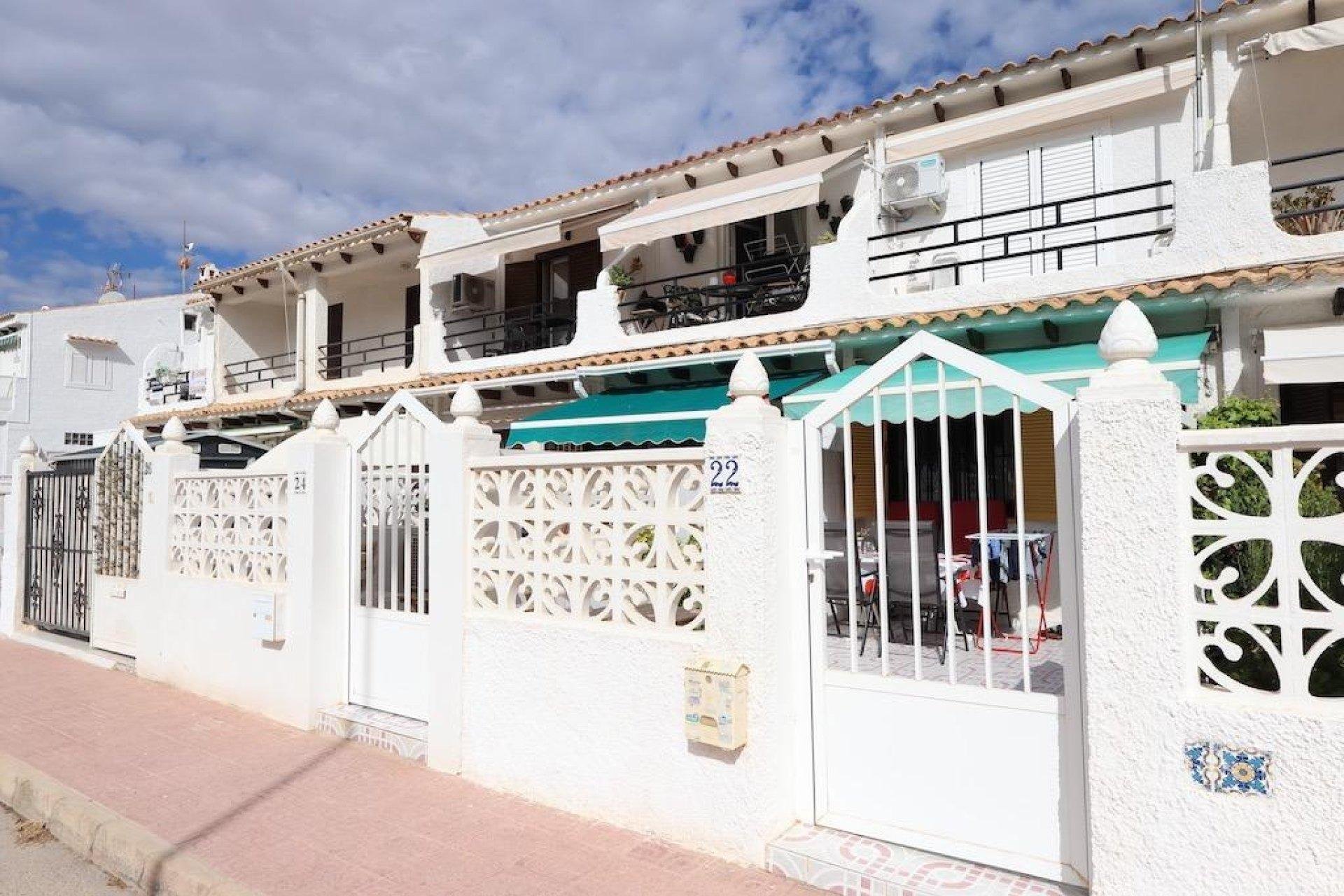 Segunda mano - Bungalow -
Torrevieja - Los Frutales