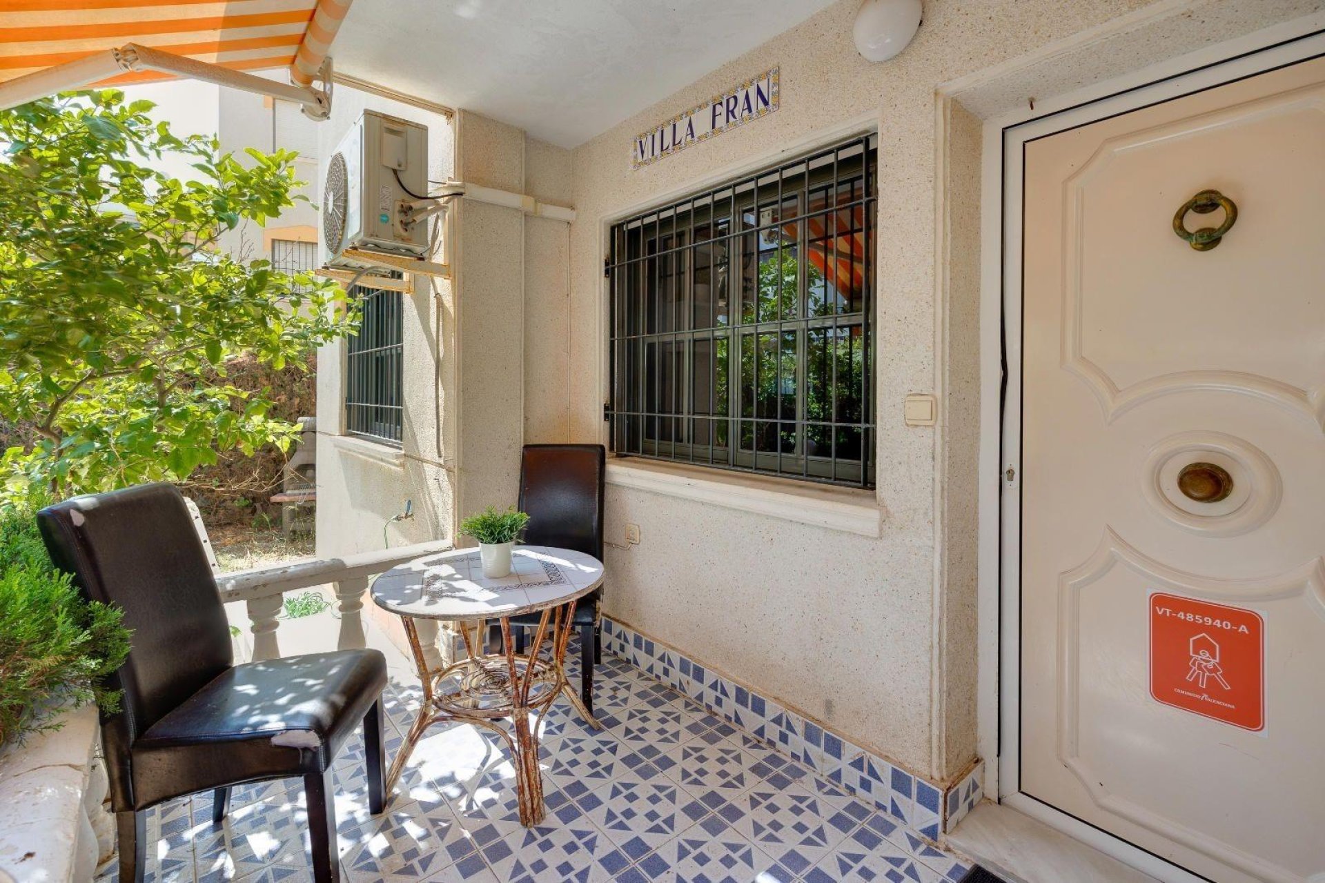 Segunda mano - Bungalow -
Torrevieja - Punta prima