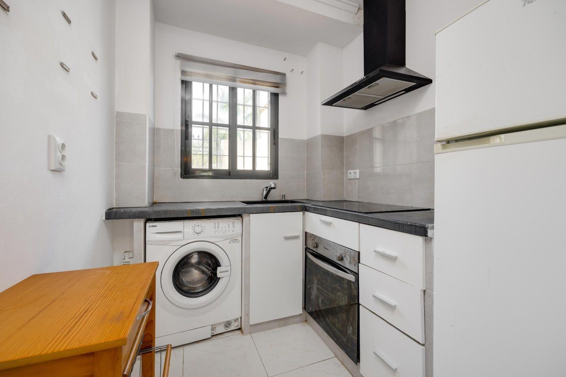 Segunda mano - Bungalow -
Torrevieja - Punta prima