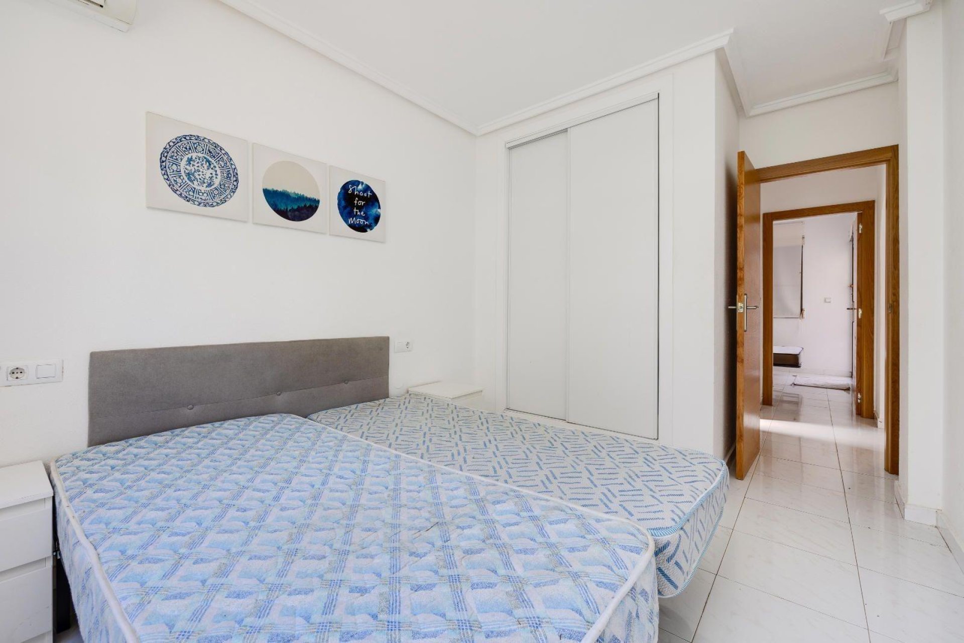 Segunda mano - Bungalow -
Torrevieja - Punta prima