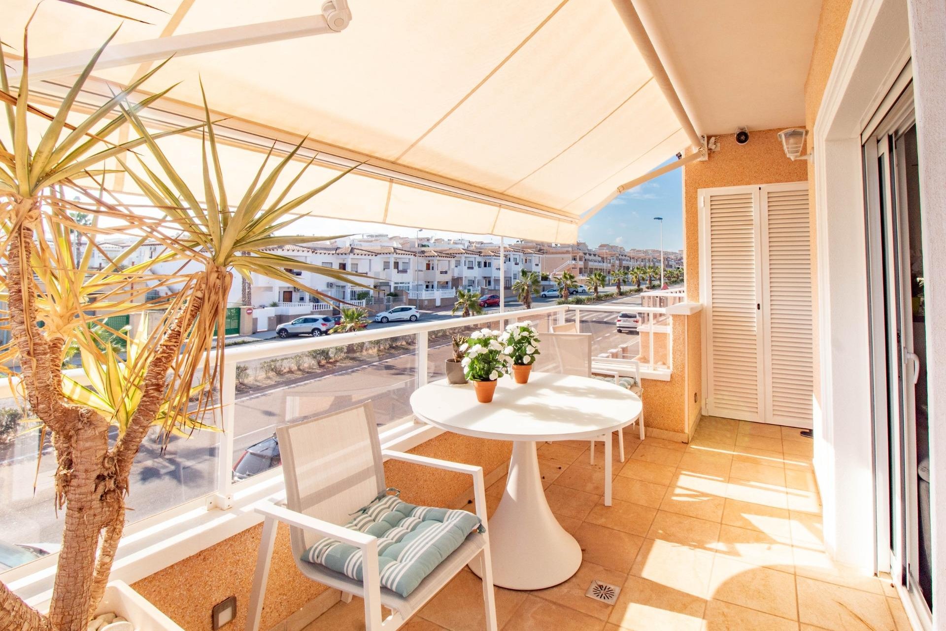 Segunda mano - Bungalow -
Torrevieja - Punta Prima