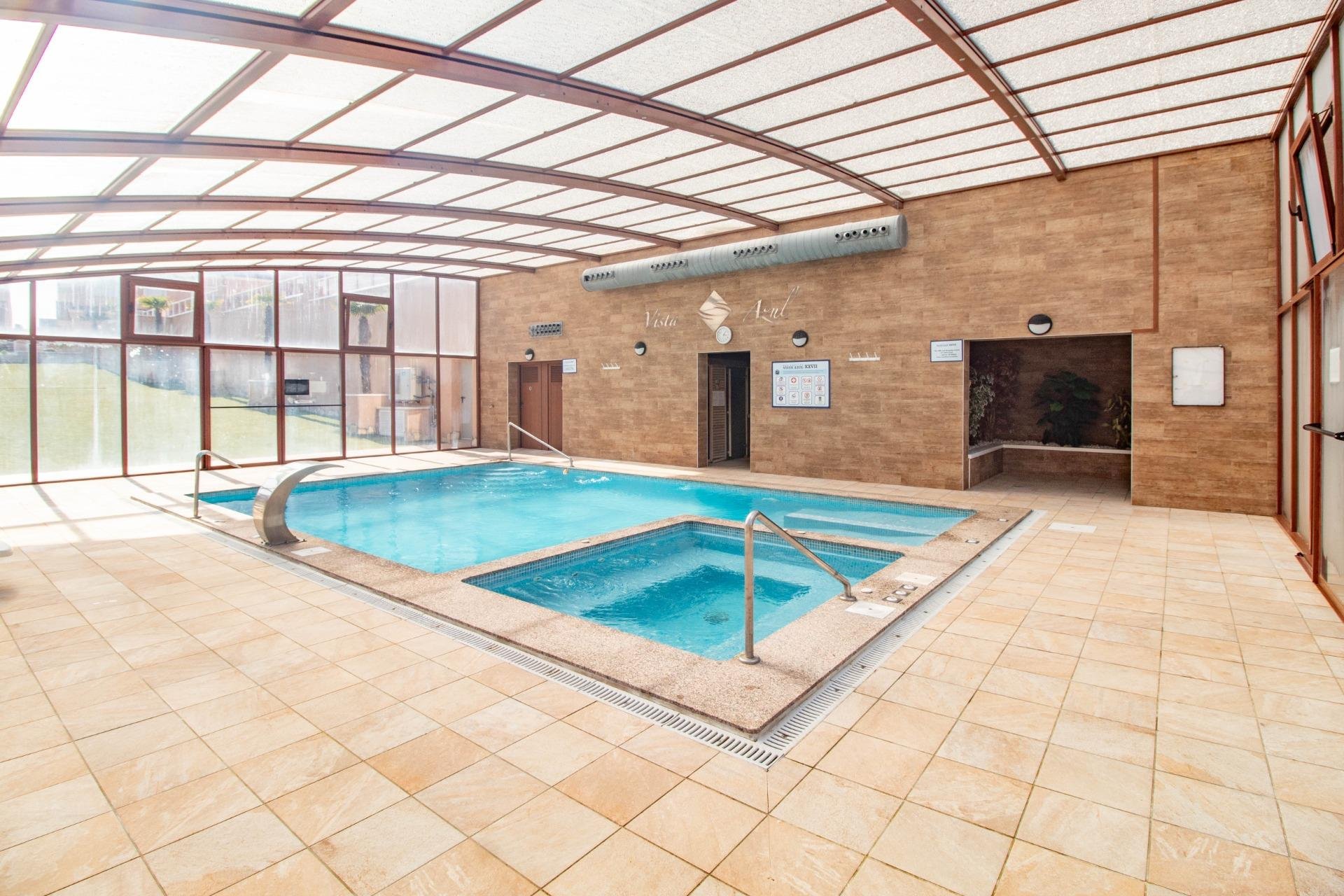 Segunda mano - Bungalow -
Torrevieja - Punta Prima