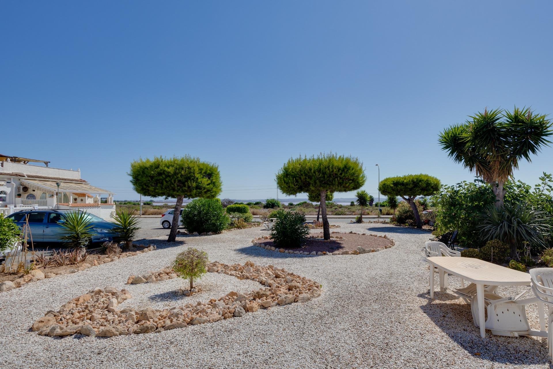 Segunda mano - Bungalow -
Torrevieja - San luis
