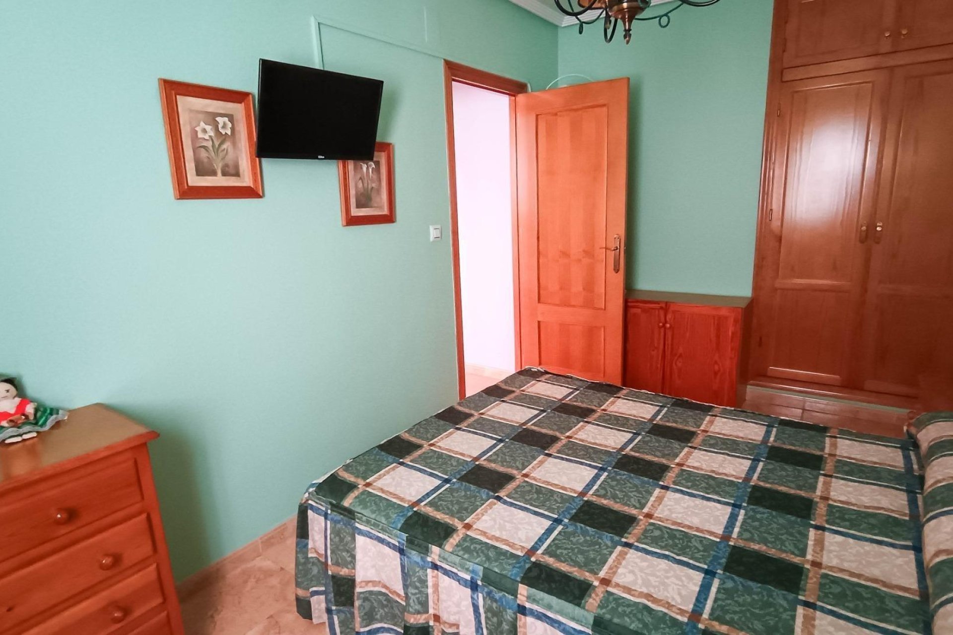 Segunda mano - Bungalow -
Torrevieja - Sector 25