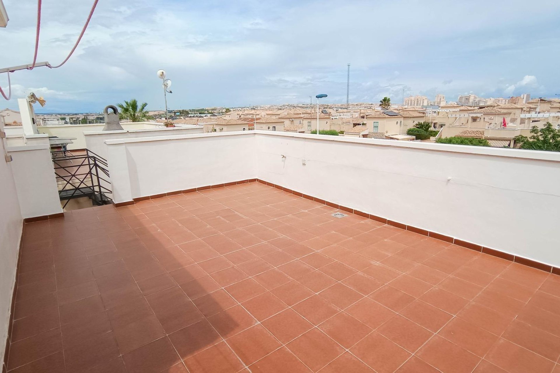 Segunda mano - Bungalow -
Torrevieja - Sector 25
