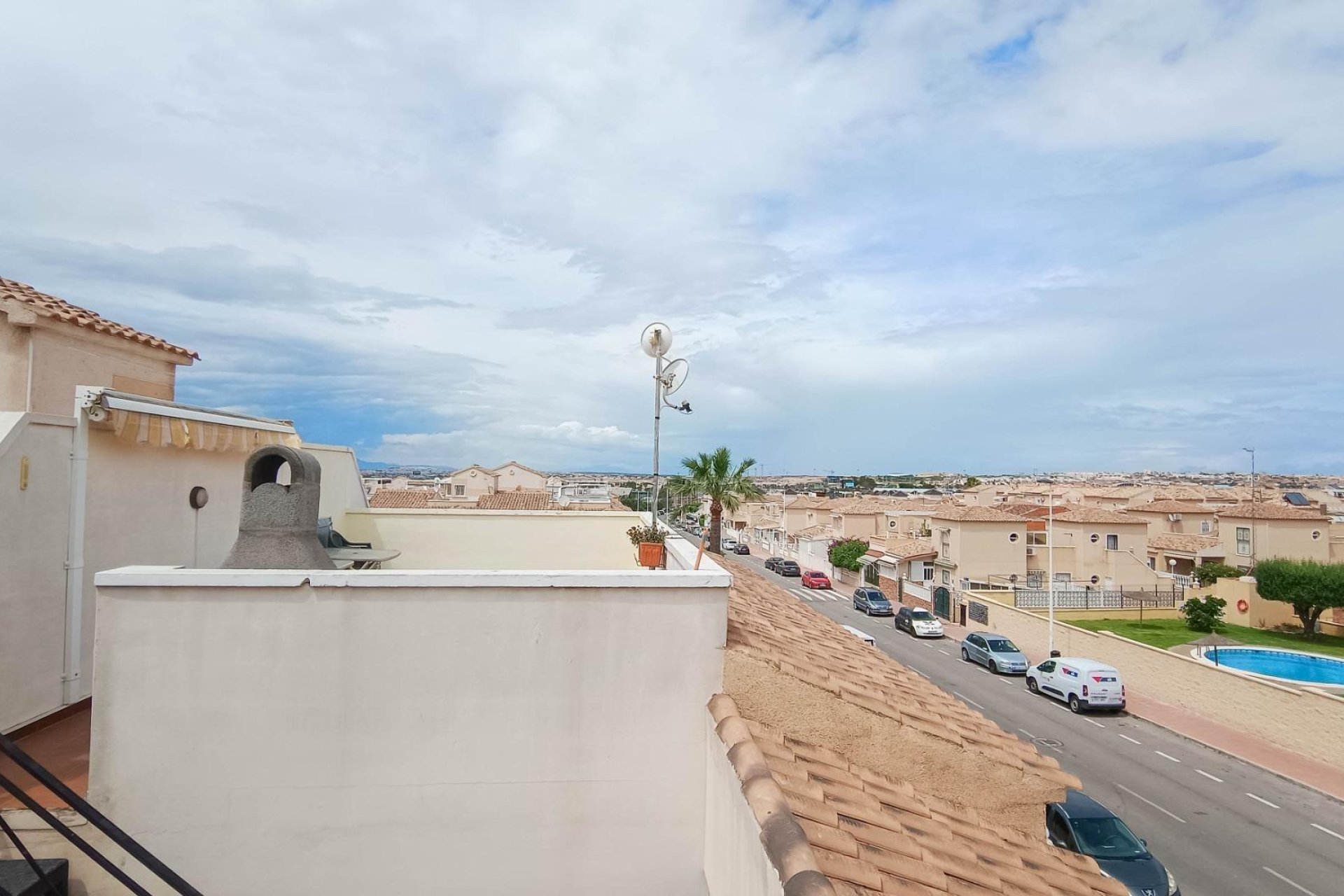 Segunda mano - Bungalow -
Torrevieja - Sector 25