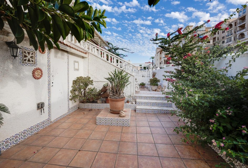 Segunda mano - Bungalow -
Torrevieja - Torre la mata