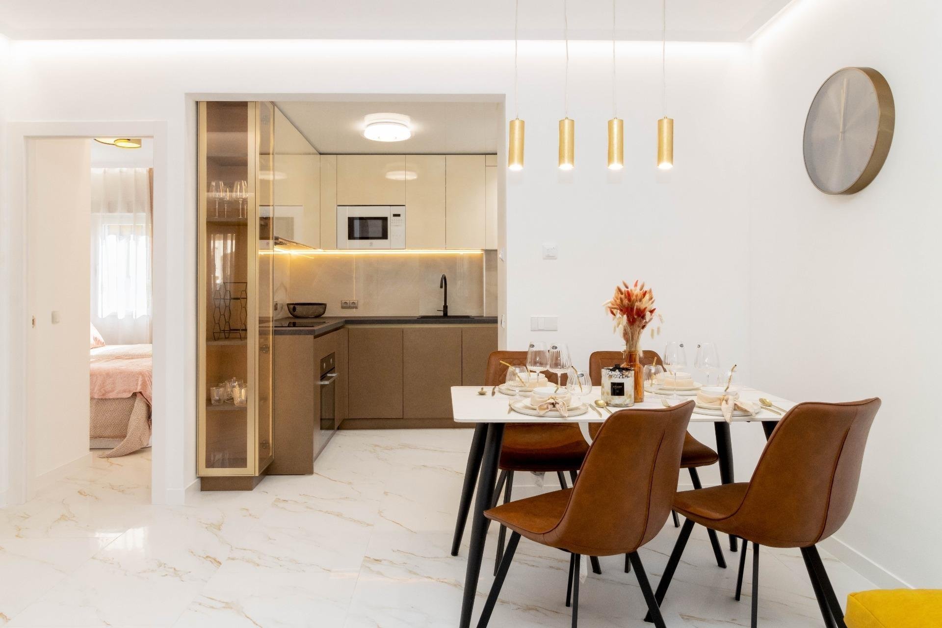 Segunda mano - Bungalow -
Torrevieja - Torrejón