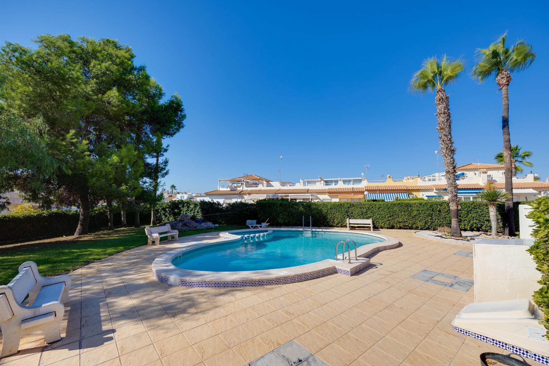 Segunda mano - Duplex -
Orihuela Costa - La Florida