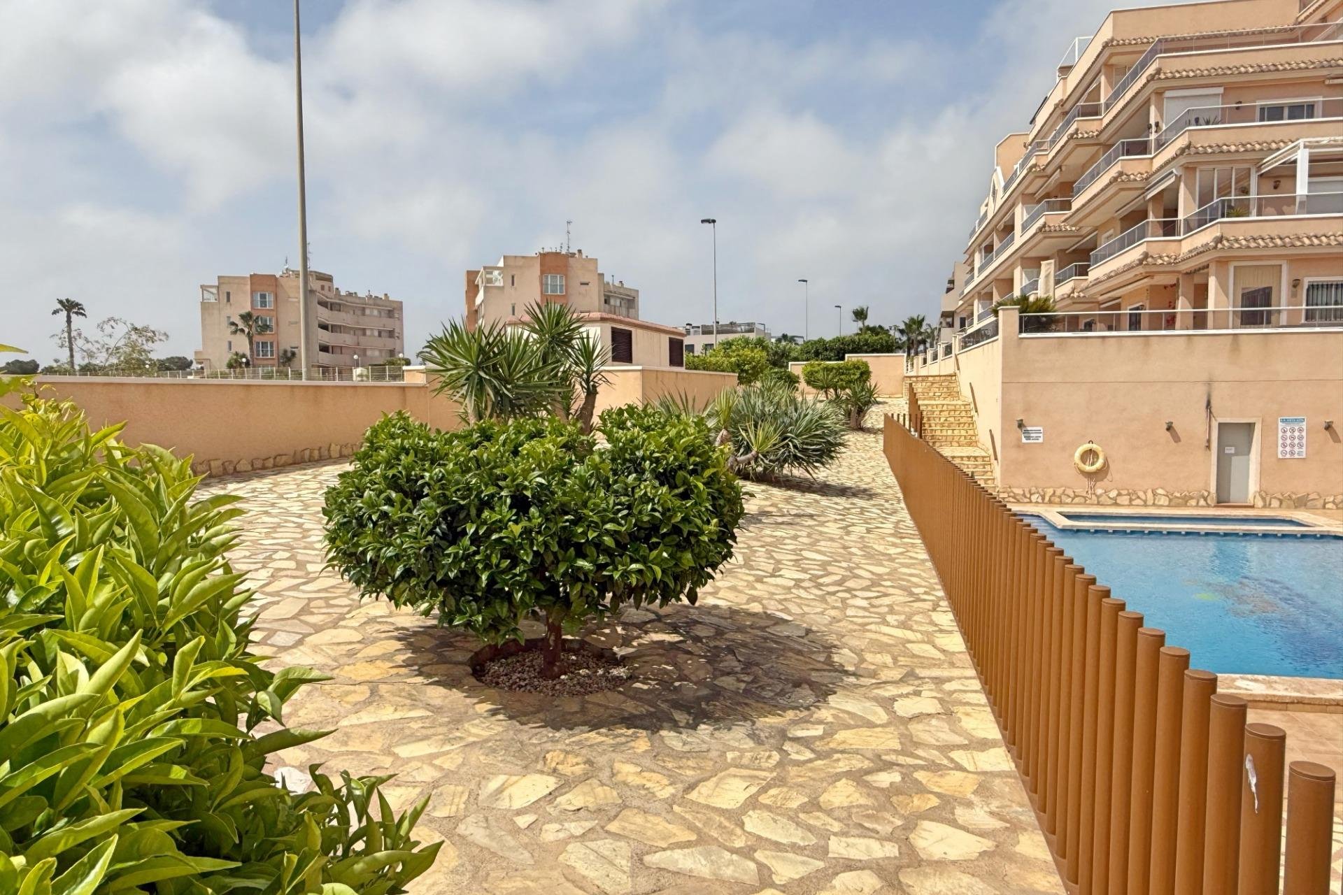 Segunda mano - Duplex -
Orihuela Costa - Los Dolses