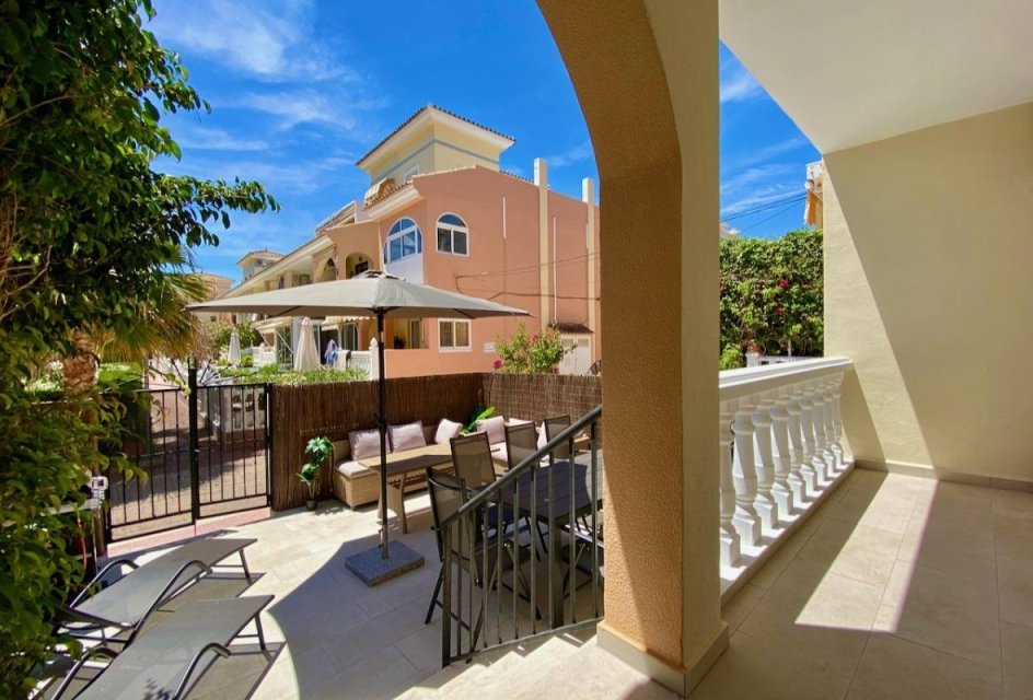 Segunda mano - Duplex -
Orihuela Costa - Punta Prima