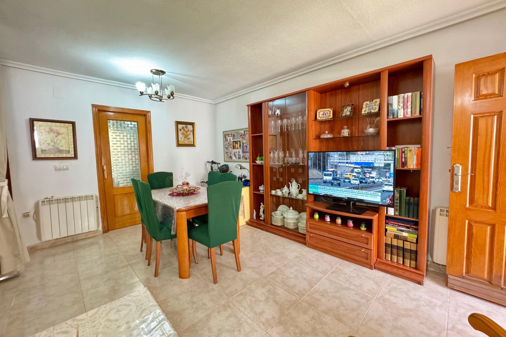 Segunda mano - Duplex -
Torrevieja - El limonar
