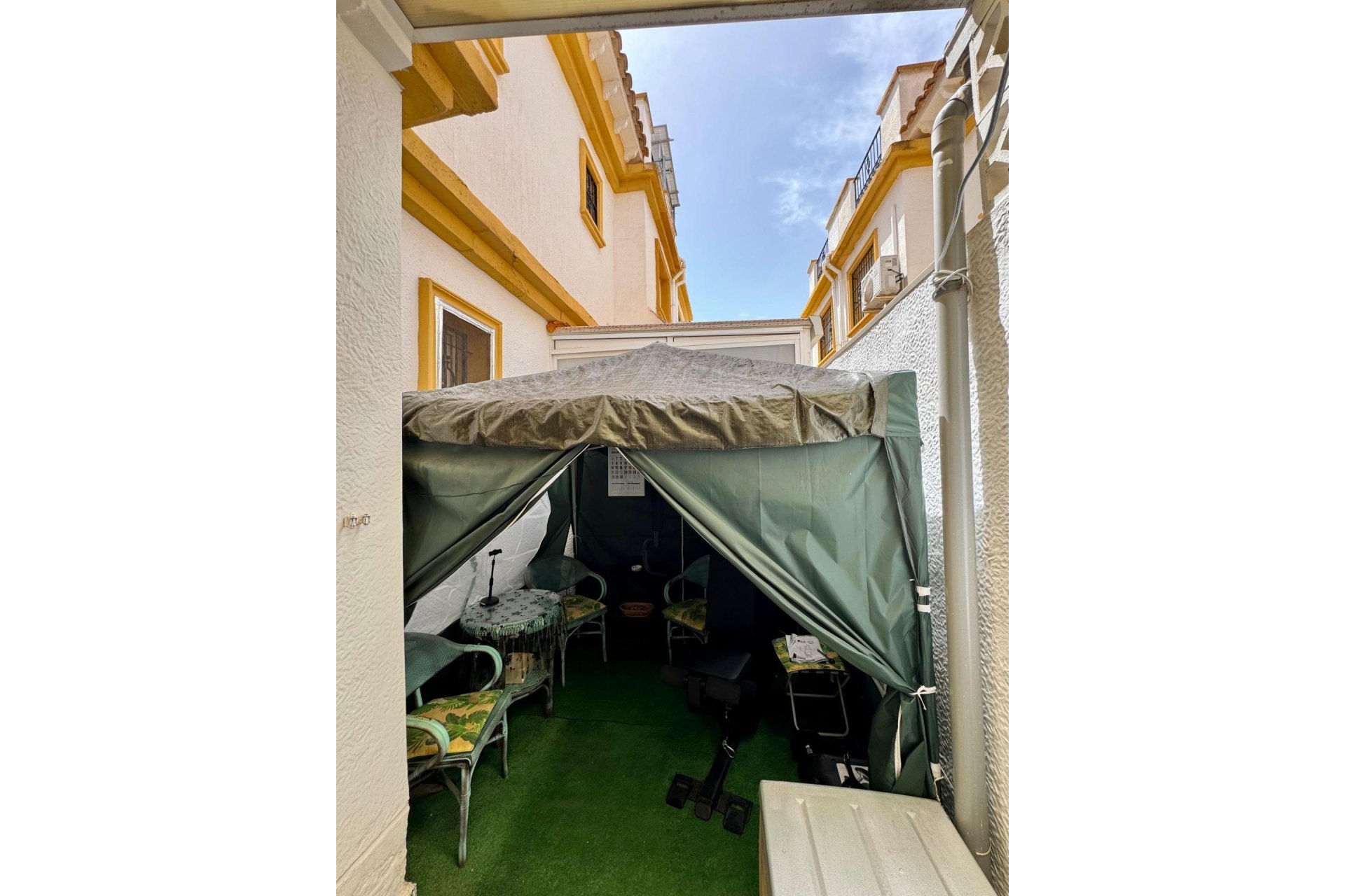 Segunda mano - Duplex -
Torrevieja - El limonar