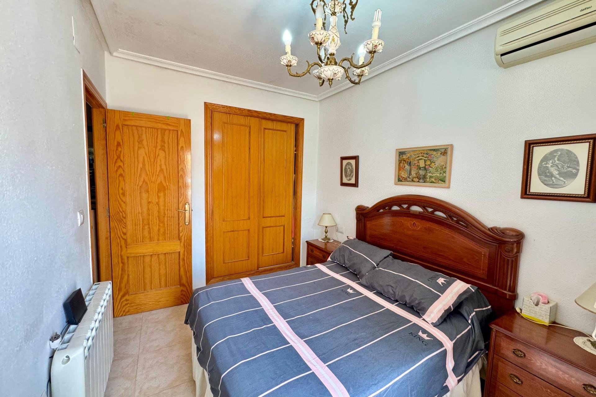 Segunda mano - Duplex -
Torrevieja - El limonar