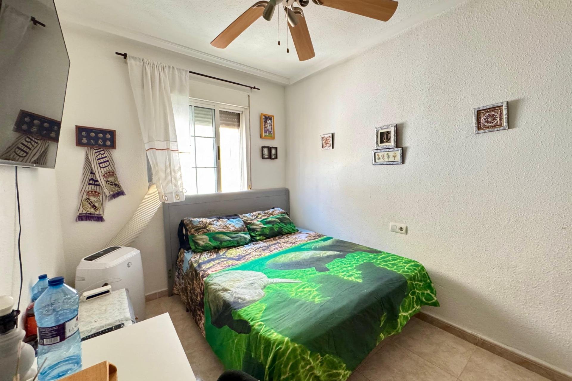 Segunda mano - Duplex -
Torrevieja - El limonar