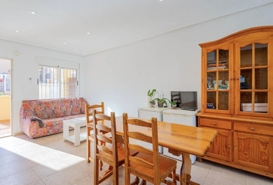 Segunda mano - Terraced house -
Orihuela Costa - Los Altos