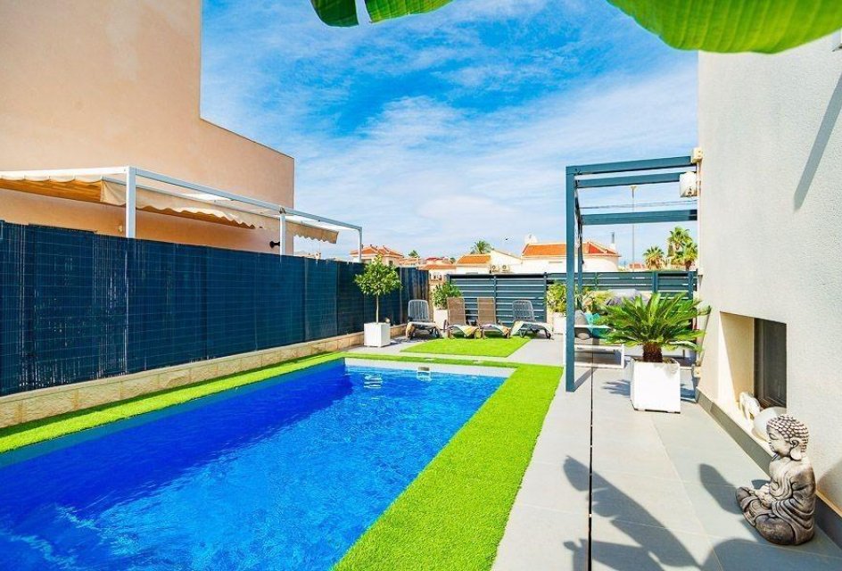Segunda mano - Villa -
Ciudad quesada - Costa blanca sur