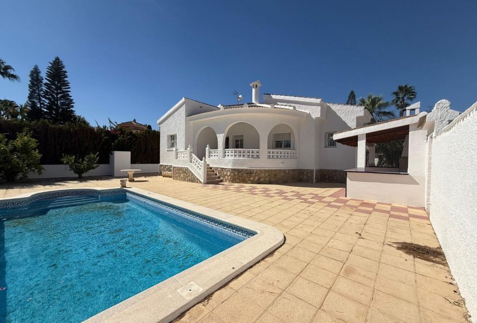 Segunda mano - Villa -
Ciudad quesada - Costa blanca sur