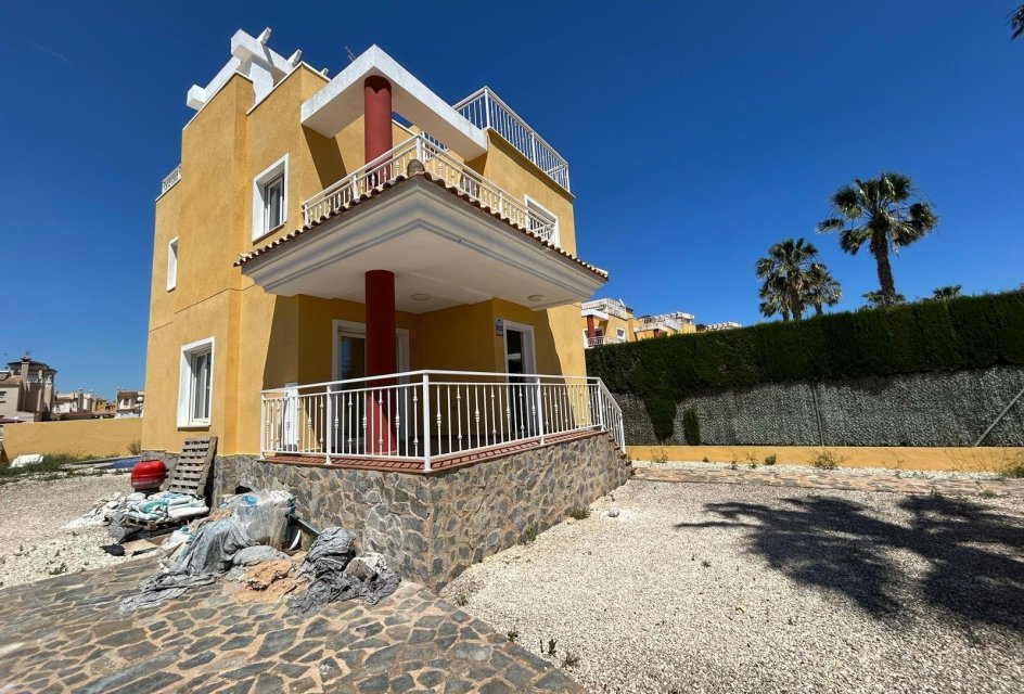 Segunda mano - Villa -
Ciudad quesada - El raso