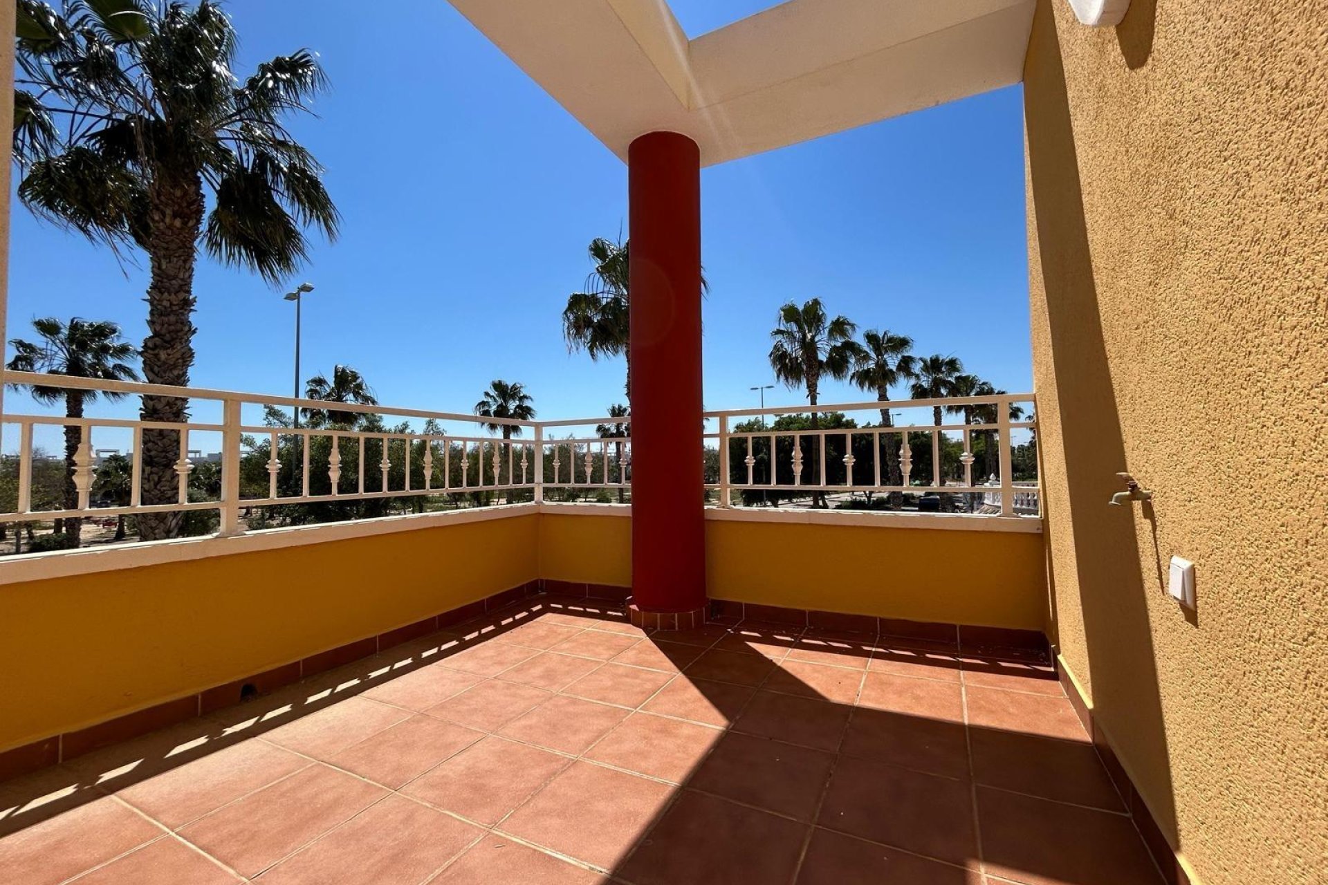 Segunda mano - Villa -
Ciudad quesada - El raso