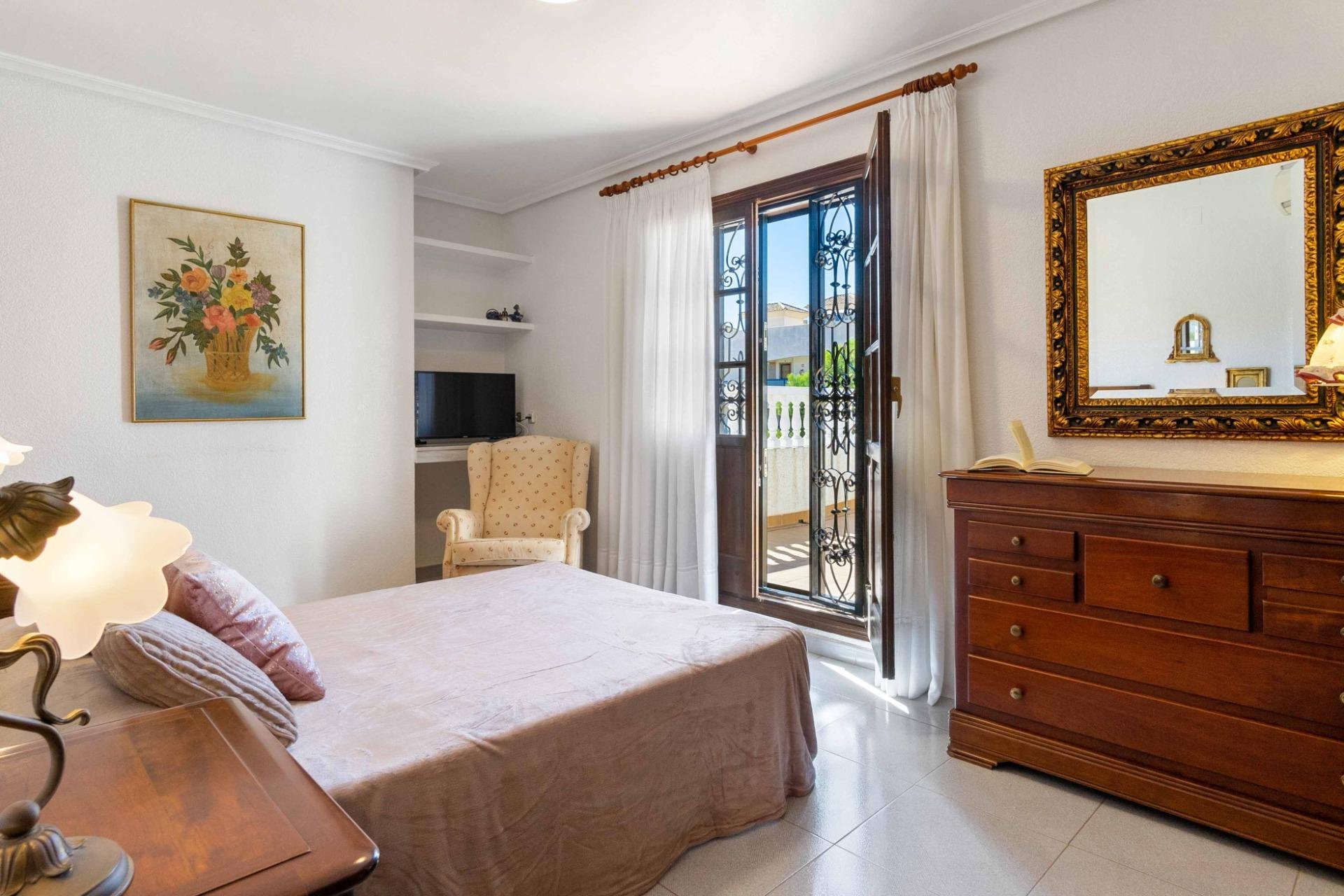 Segunda mano - Villa -
Orihuela Costa - Cabo Roig