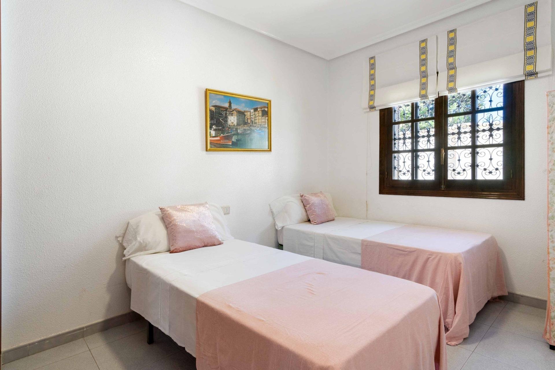 Segunda mano - Villa -
Orihuela Costa - Cabo Roig