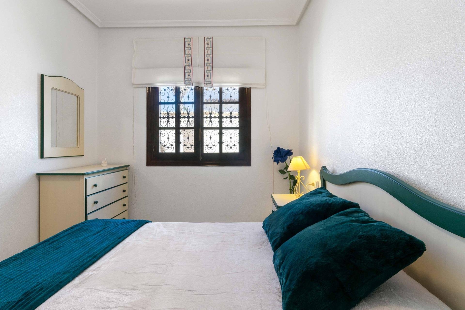 Segunda mano - Villa -
Orihuela Costa - Cabo Roig