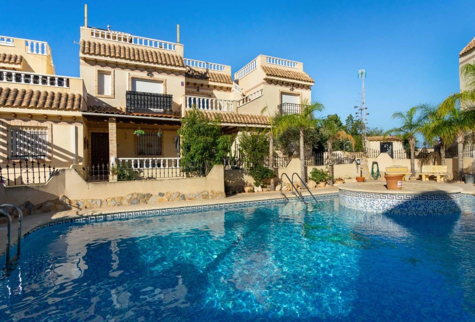 Segunda mano - Villa -
Orihuela Costa - La Florida