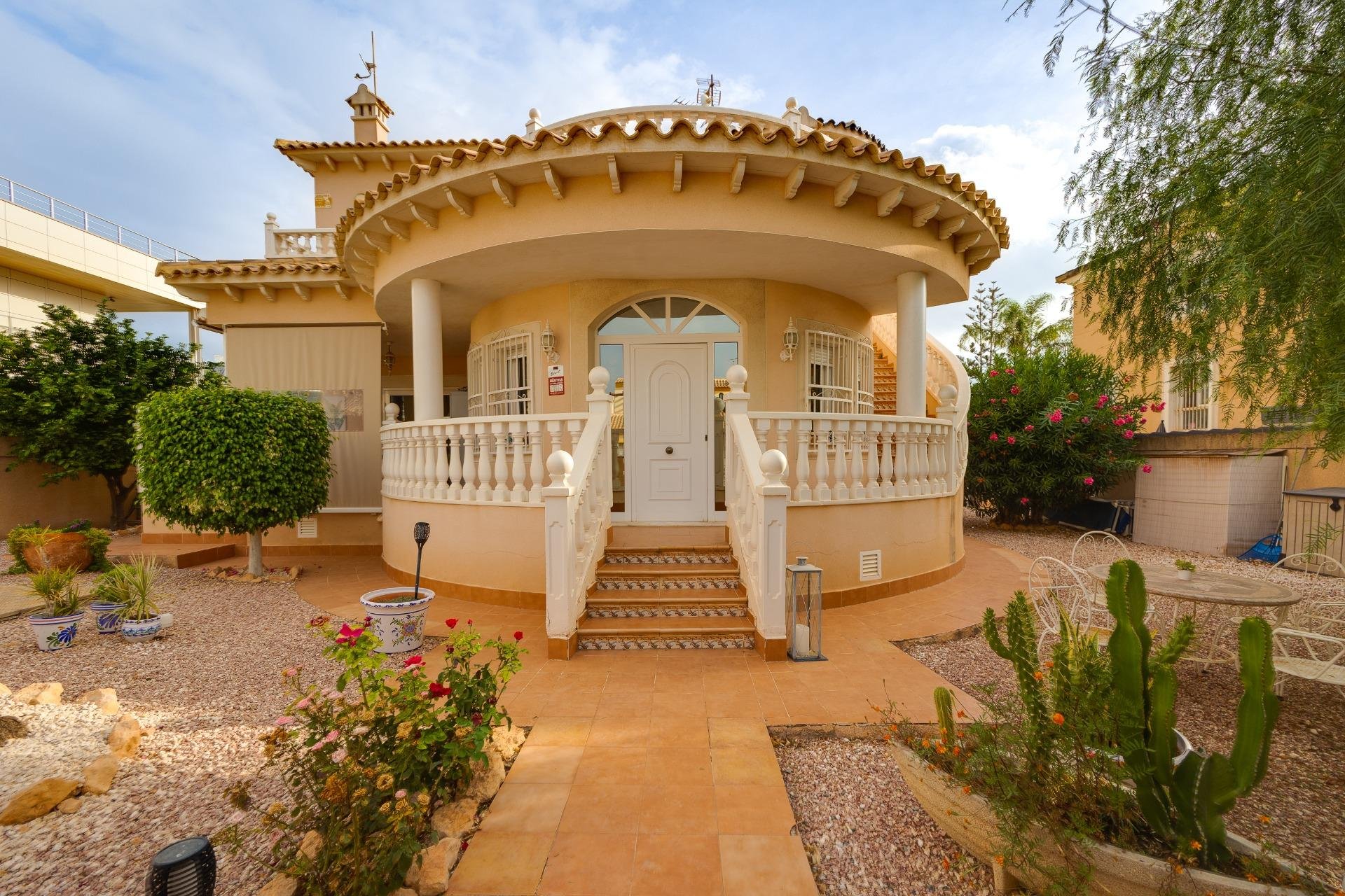 Segunda mano - Villa -
Orihuela Costa - La Zenia