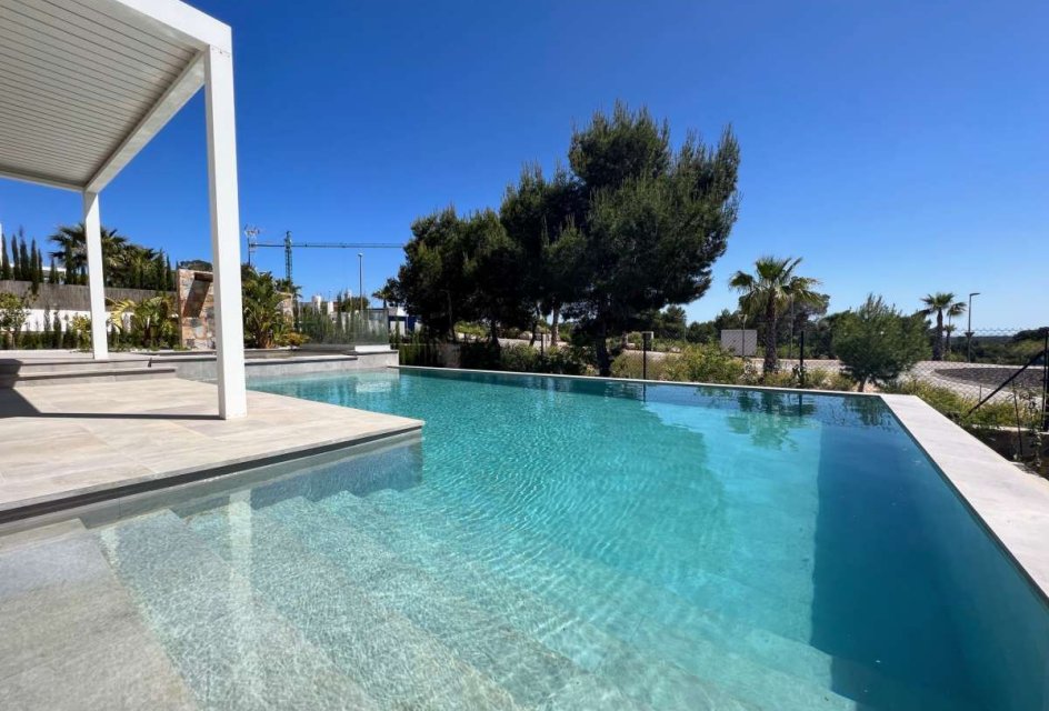 Segunda mano - Villa -
Orihuela Costa - Las Colinas Golf