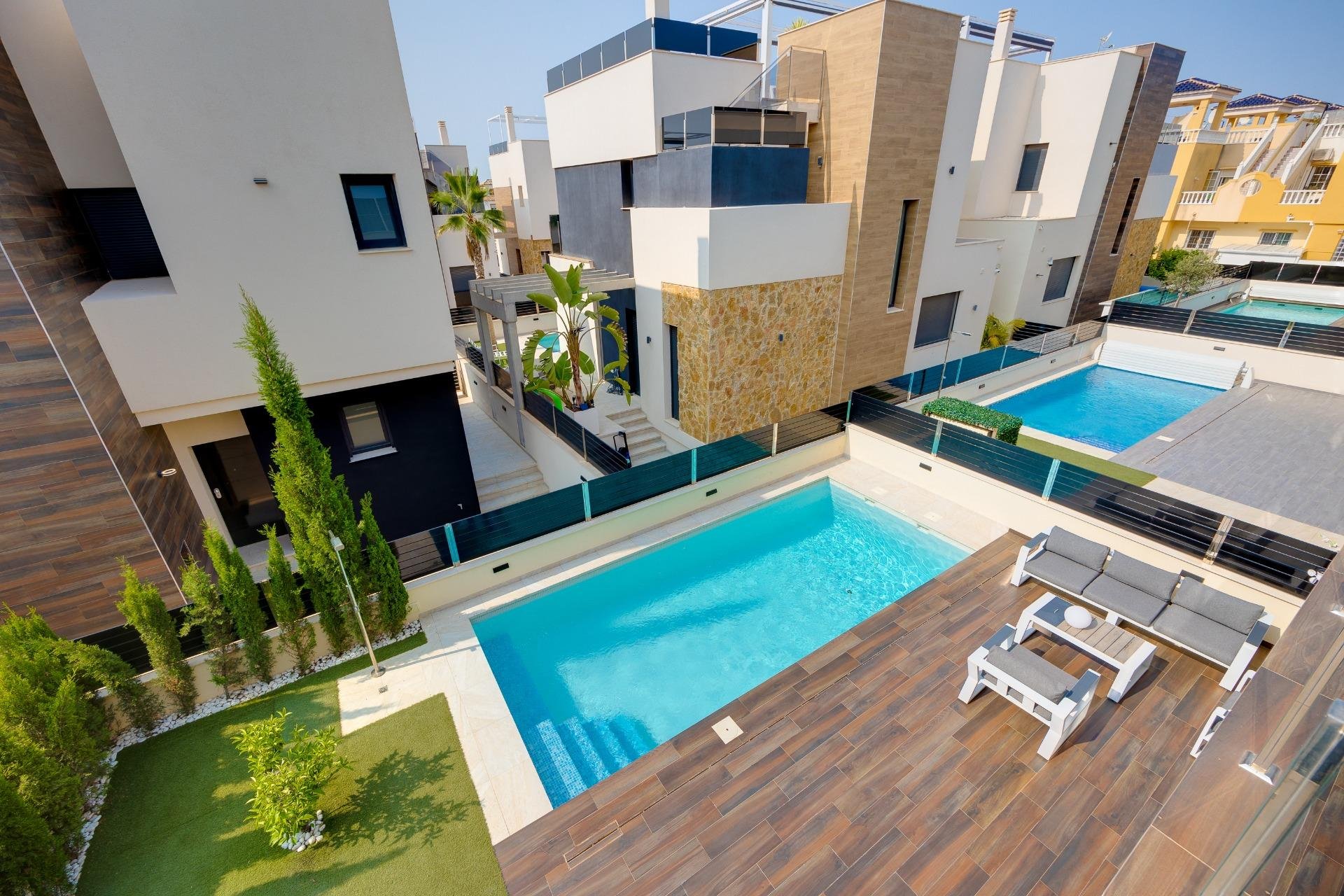 Segunda mano - Villa -
Orihuela Costa - Lomas de Cabo Roig