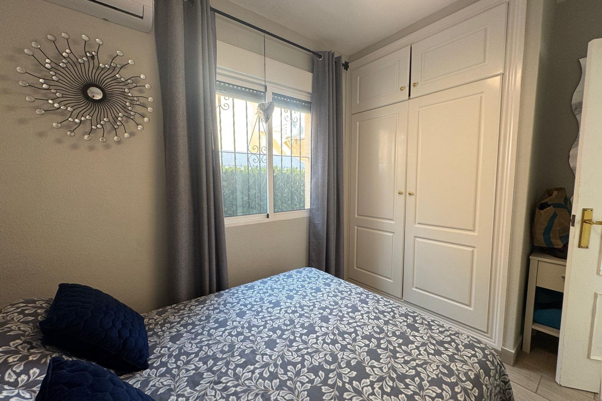 Segunda mano - Villa -
Orihuela Costa - Los Almendros-La Florida