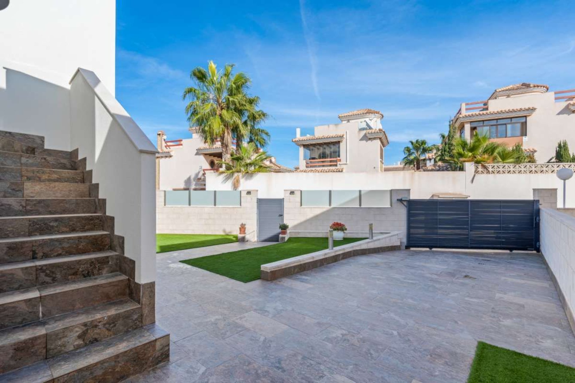 Segunda mano - Villa -
Orihuela Costa - PAU 8