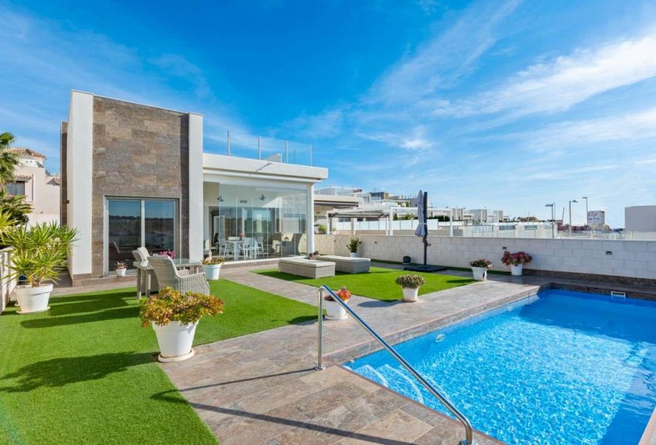 Segunda mano - Villa -
Orihuela Costa - PAU 8