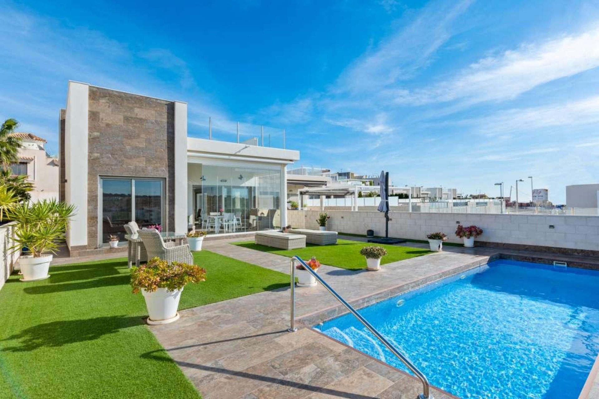 Segunda mano - Villa -
Orihuela Costa - PAU 8