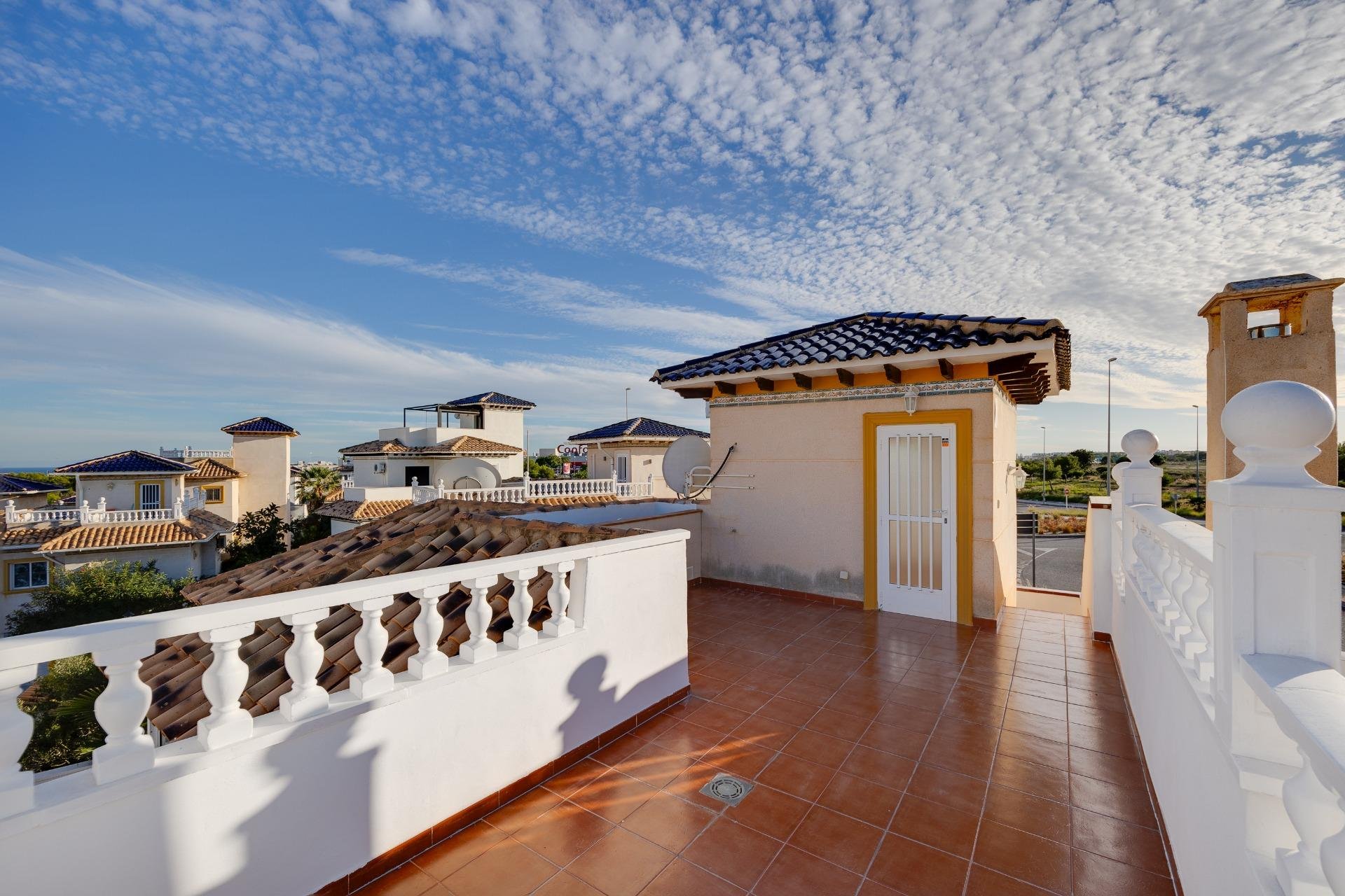 Segunda mano - Villa -
Orihuela Costa - Playa Flamenca